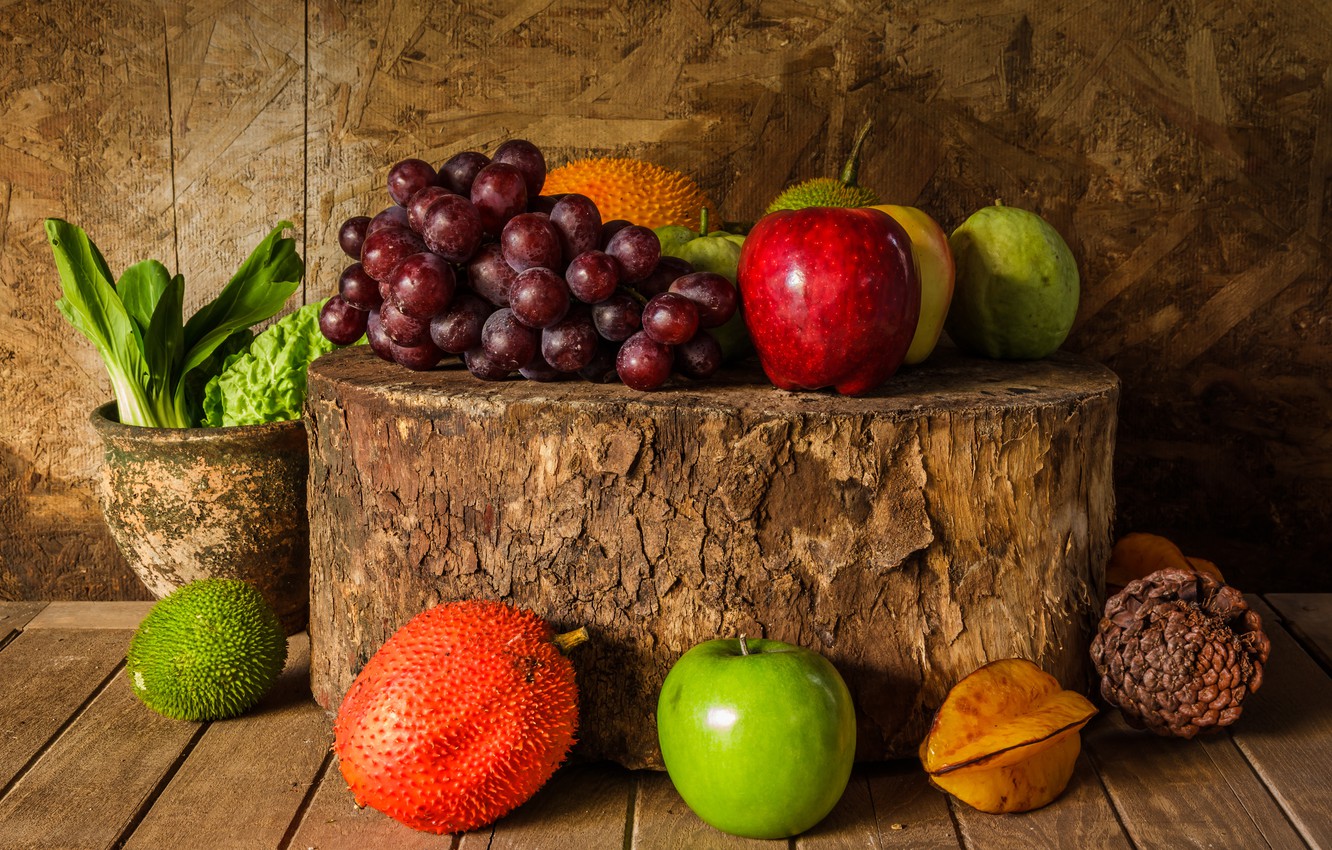 Wallpaper apples, bouquet, grapes, fruit, still life, wood, autumn, still life, fruits, autumn image for desktop, section еда