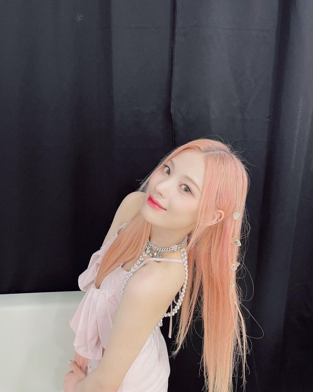 May 11, 2022 NMIXX Instagram Update