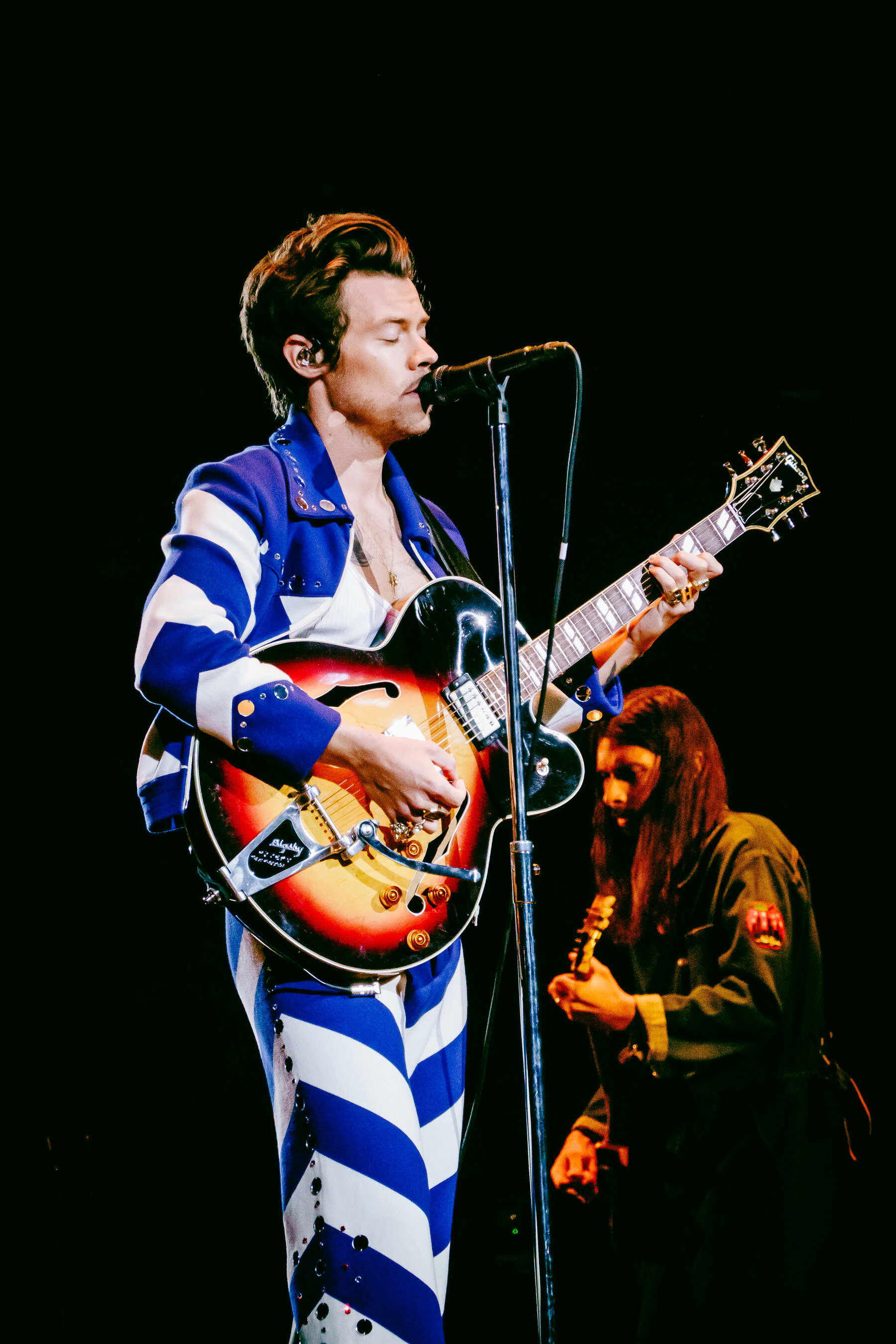 Harry Styles Breaks Msg Capacity Record? You Won'T Believe This! - 363ky1v