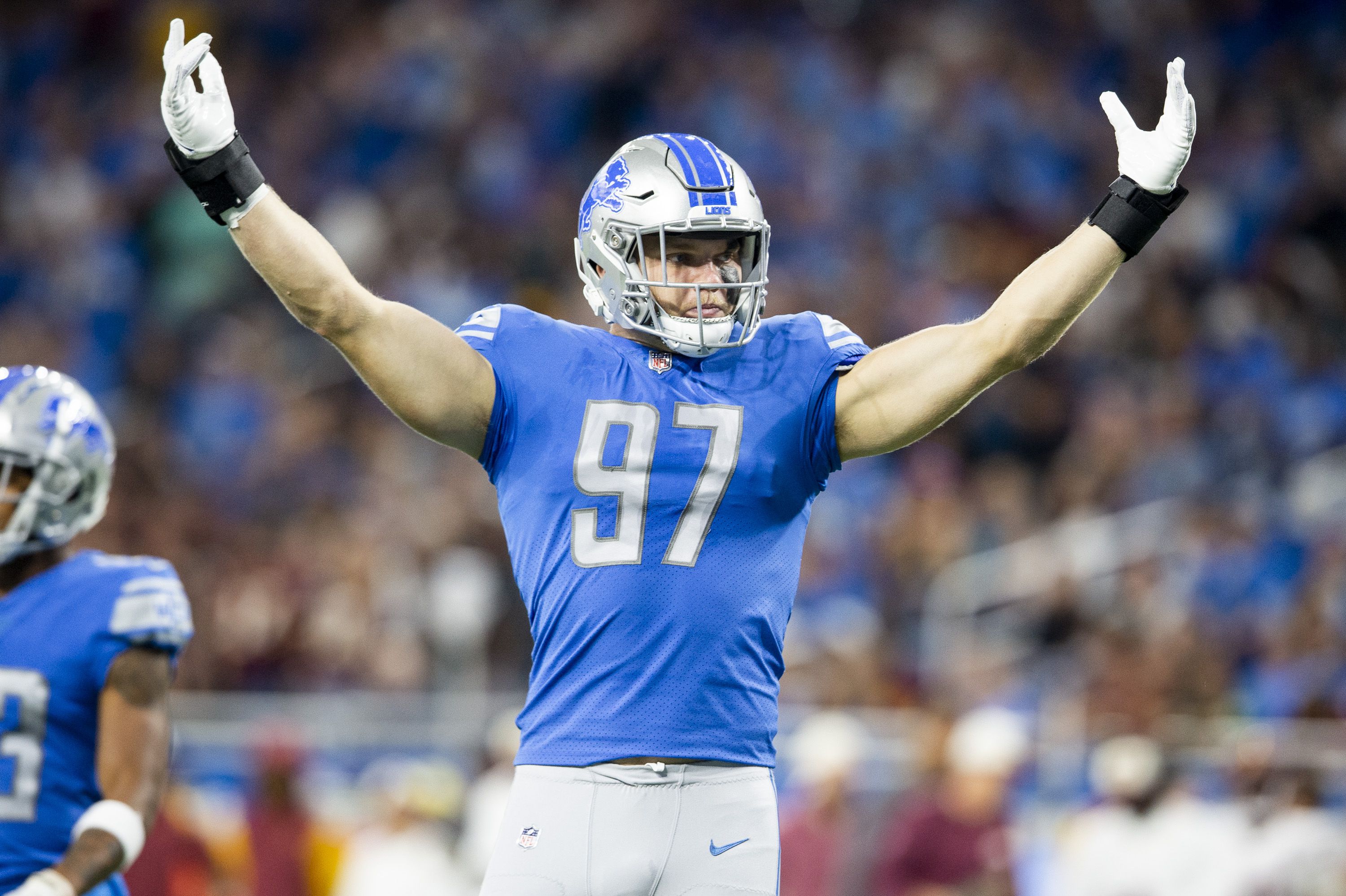 Top Lions draft pick Aidan Hutchinson misses practice with leg injury