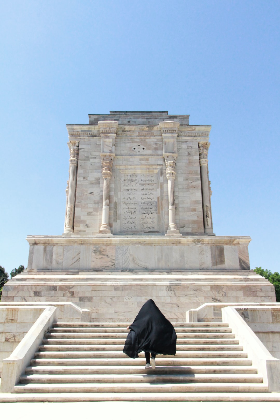 Travel Guide of Tomb of Ferdowsi by Influencers for 2022