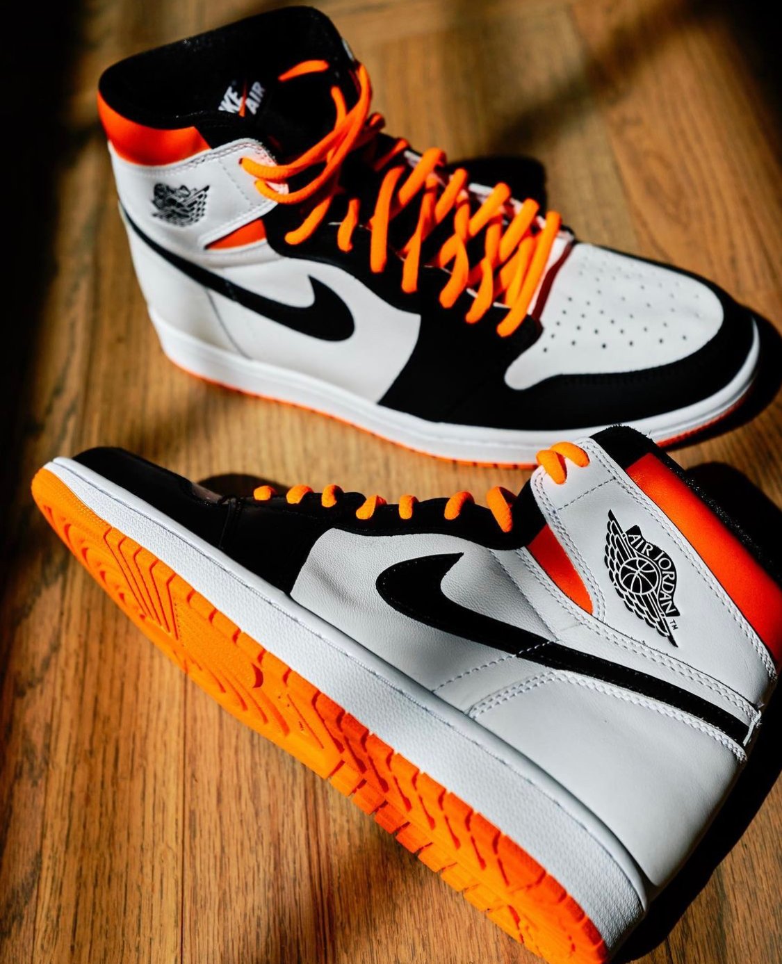 Air Jordan 1 High OG Electro Orange • KicksOnFire.com
