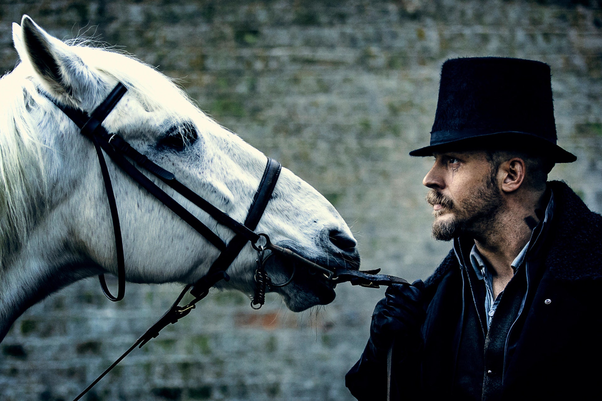 Taboo, Tom Hardy's Peaky Blinders Adjacent Gothic Drama, Is Finally Having Its Day In The Sun