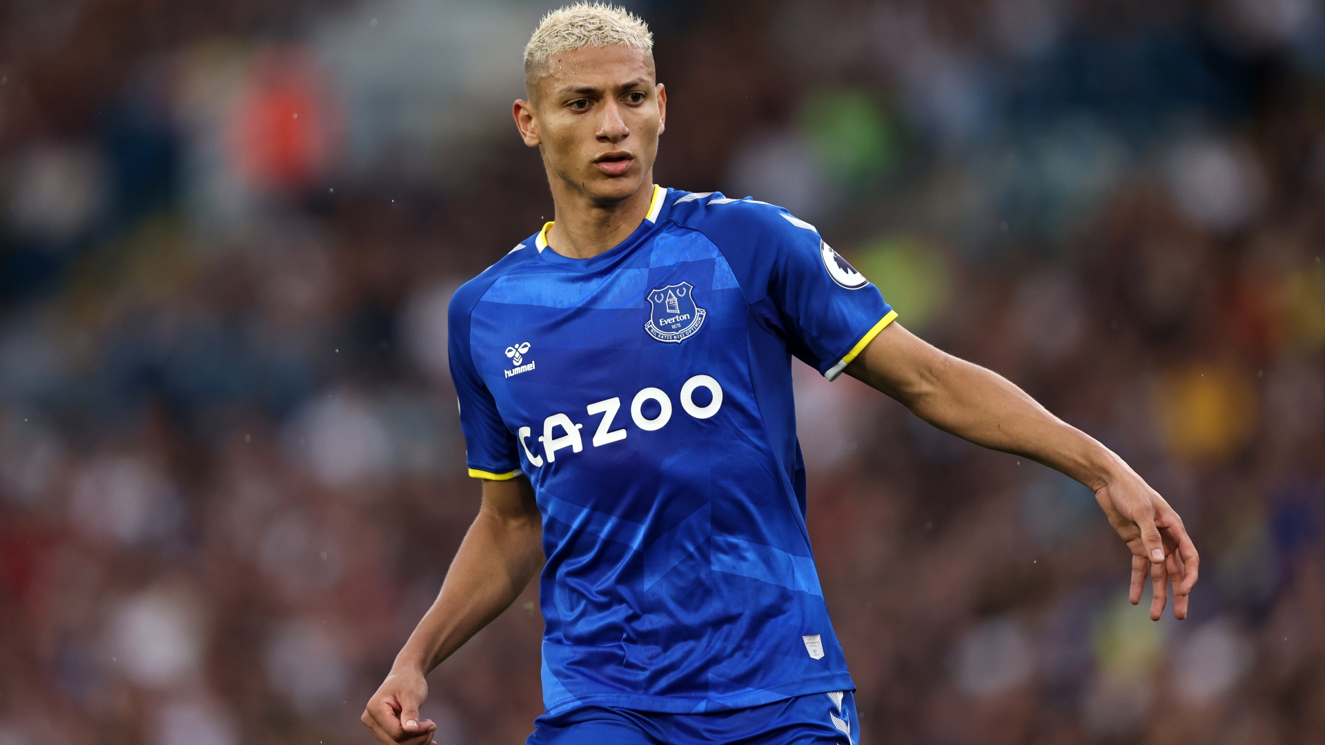 Richarlison firmly committed to helping 'loving relation' Everton return to the top
