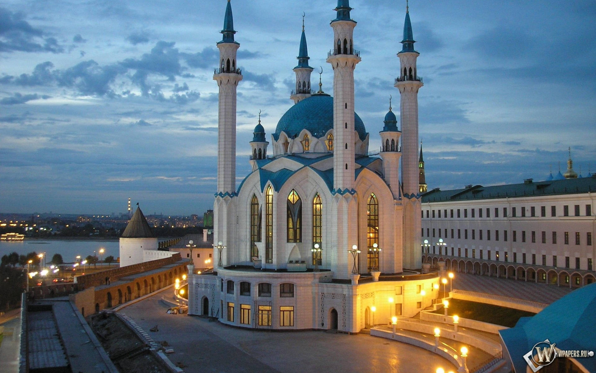 Download Mosque In Kazan At Night Wallpaper