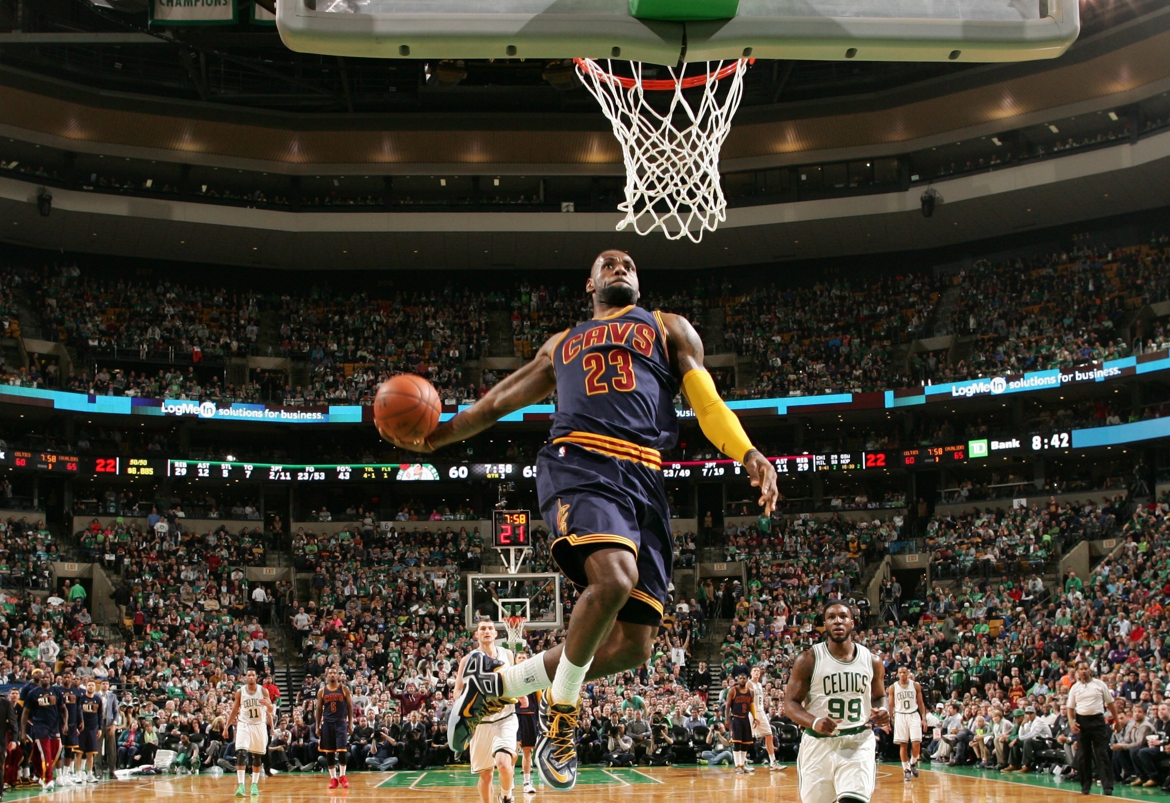 Lebron James Dunking Wallpaper