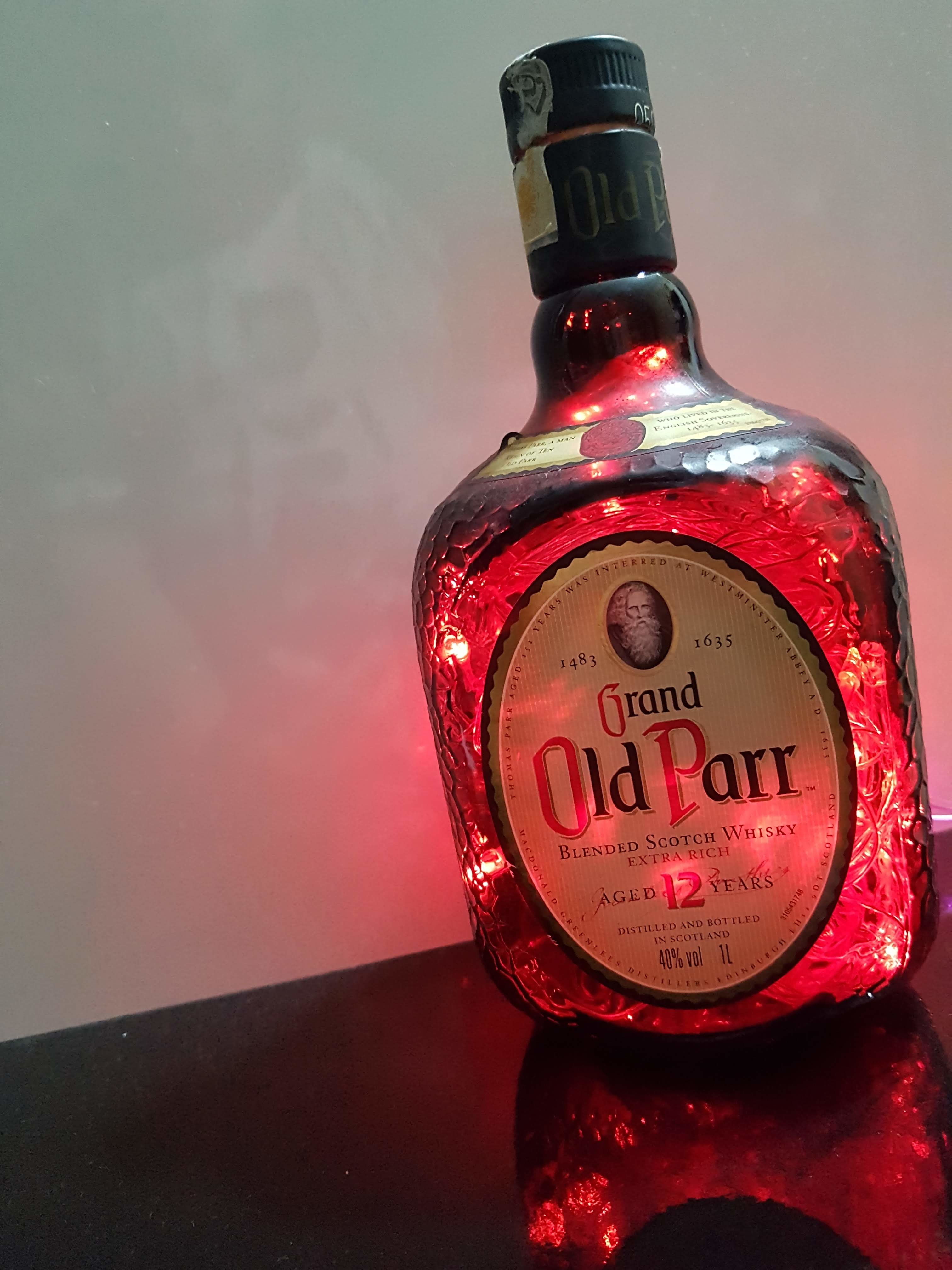 Luminária de Garrafa Old Parr ( Led Rosa) no Elo7. dlhuzoficial (12B0F44)