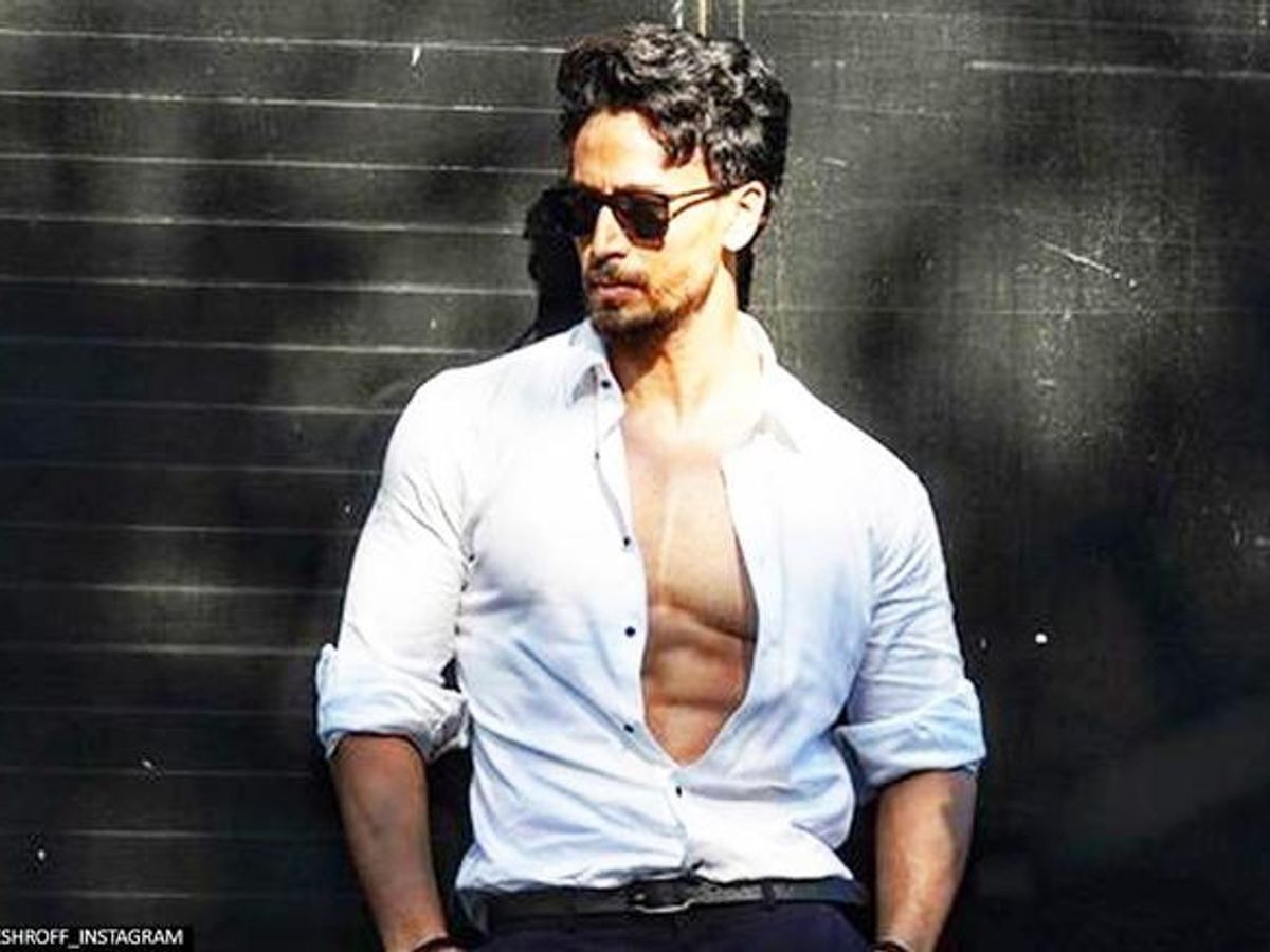 Tiger Shroff drops monochrome photo from sets of upcoming 'Heropanti 2'; see pics