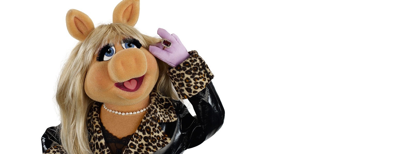 The Muppets: A Tail of Two Piggies Review