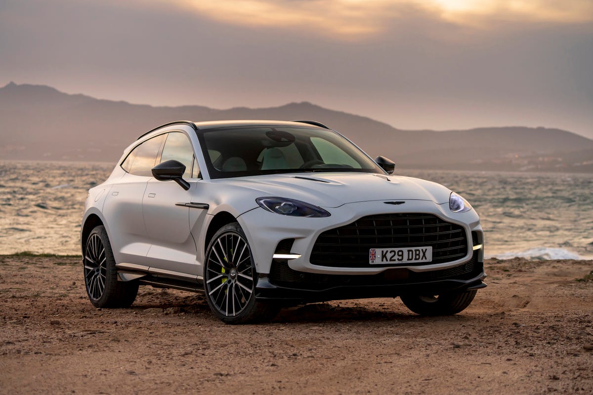 2023 Aston Martin DBX707 Is a Ripper of an SUV