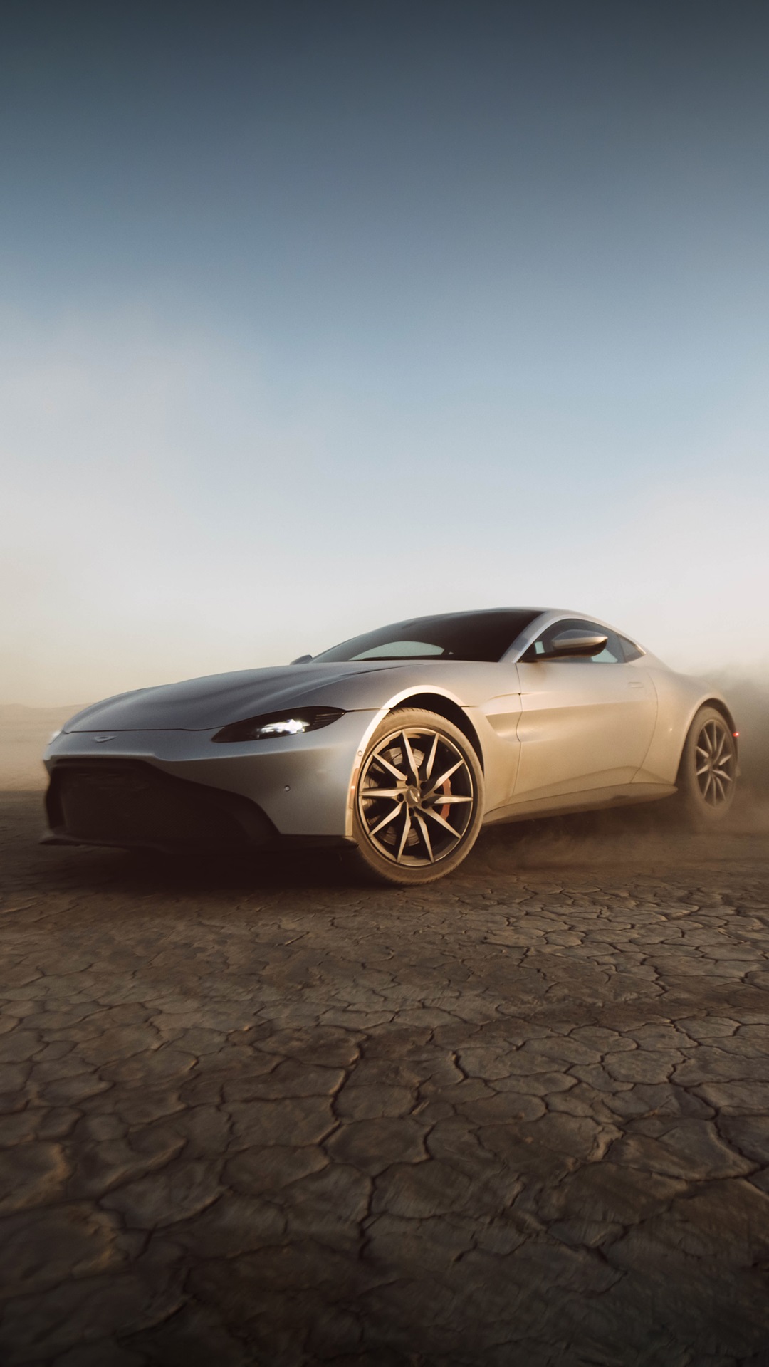 Aston Martin Vantage and Vantage F1® Edition