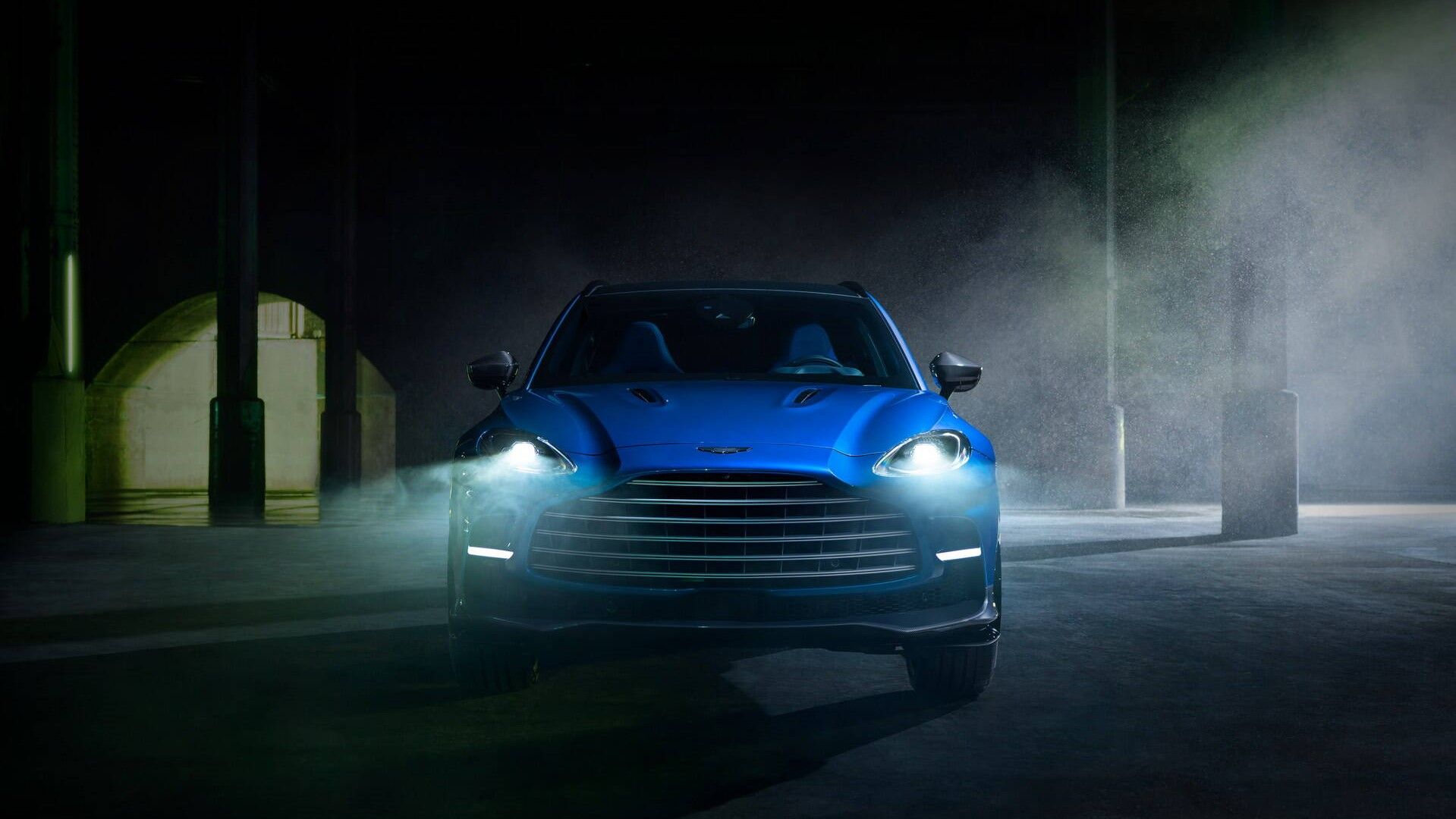 The All New 2023 Aston Martin DBX707 Debuts With 697 Hp V8