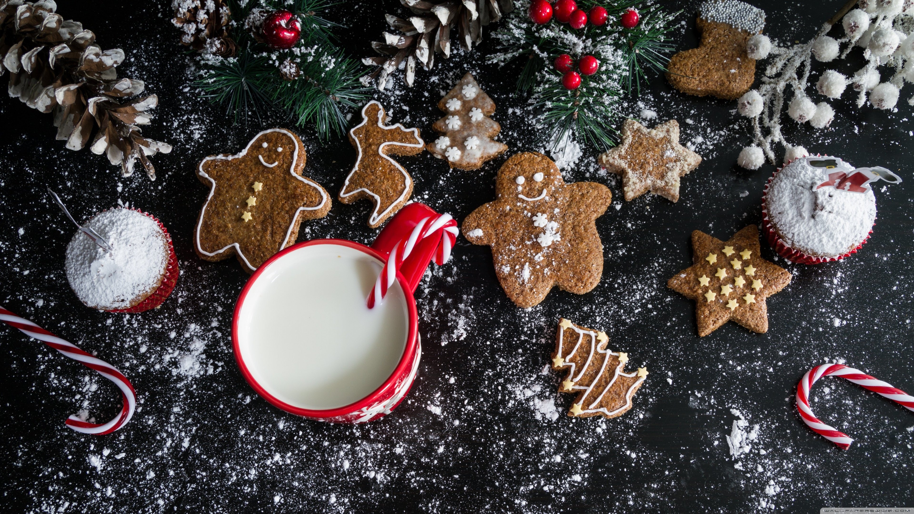 Christmas Gingerbread Cookies and Milk Ultra HD Desktop Background Wallpaper for 4K UHD TV, Widescreen & UltraWide Desktop & Laptop, Multi Display, Dual Monitor, Tablet