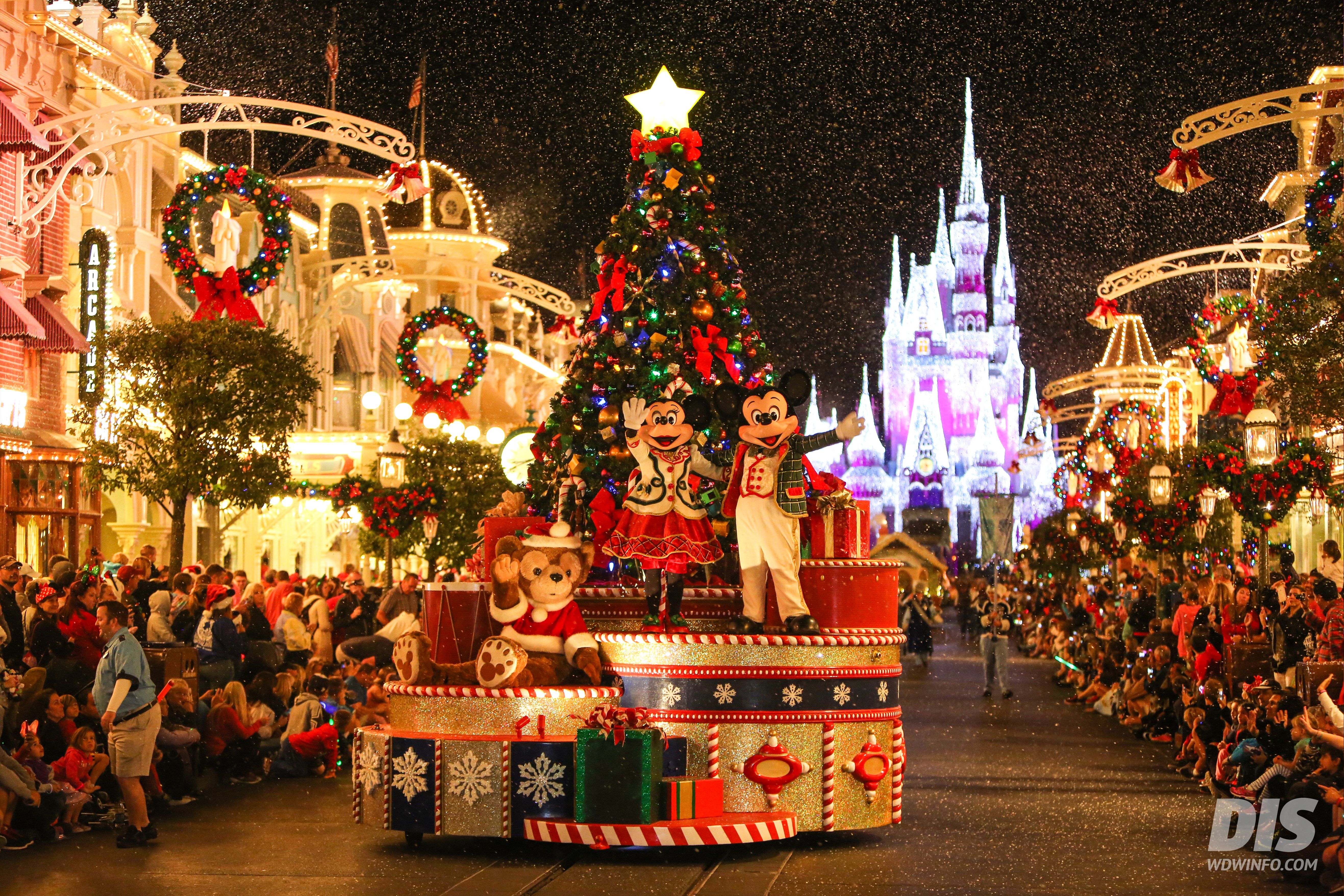 disney world christmas wallpaper