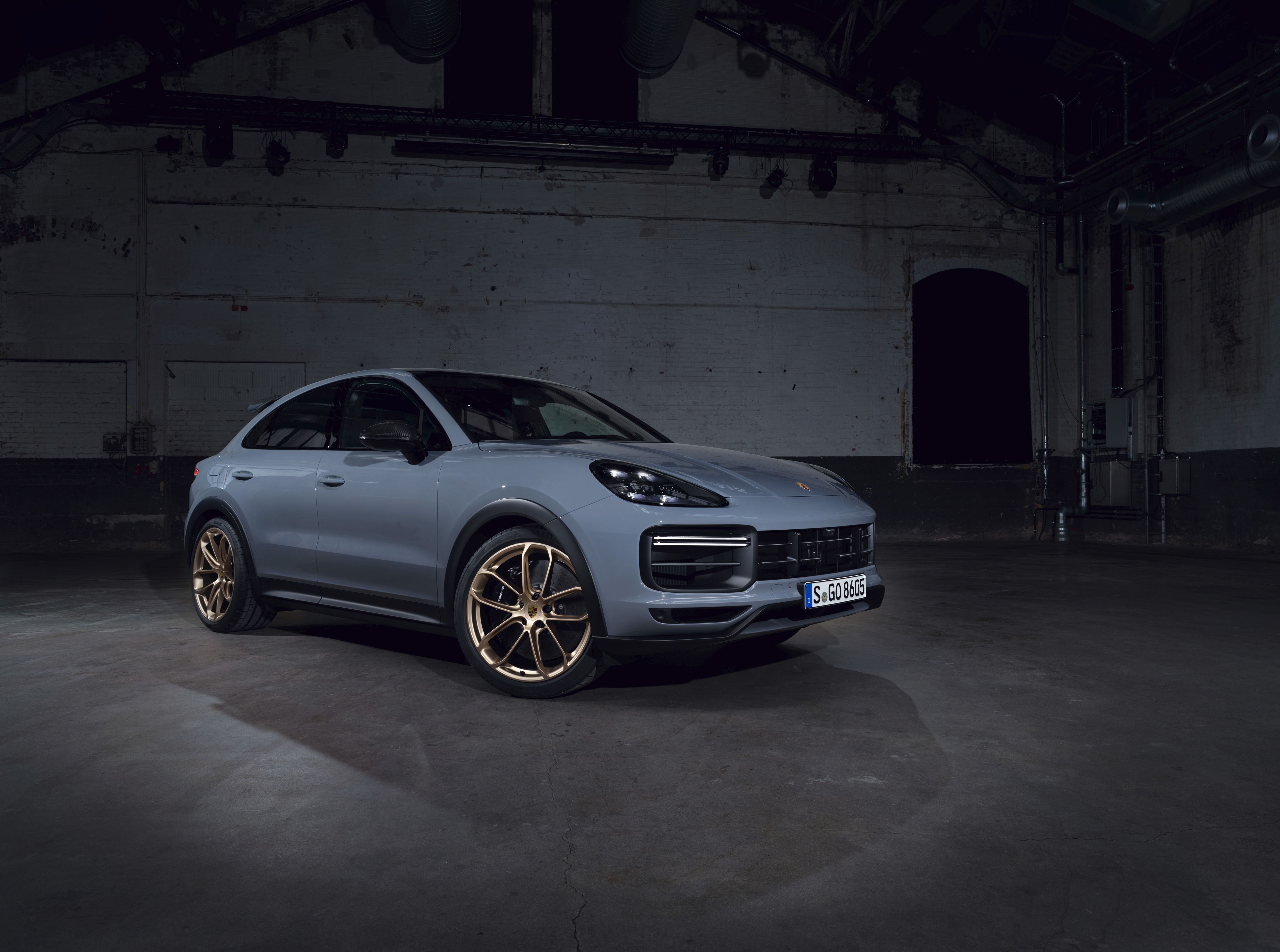 Porsche Unleashes Its Fastest Ever Cayenne