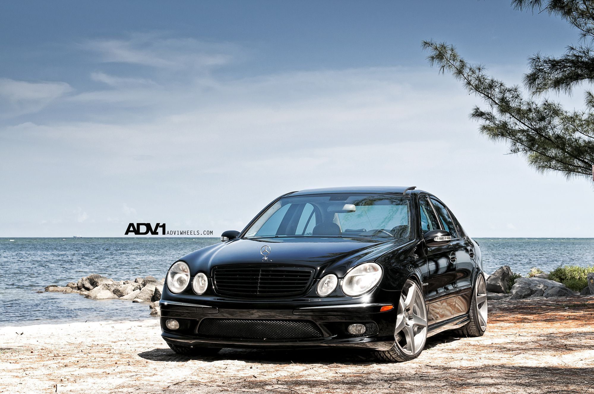 Mercedes E55 Wallpaper