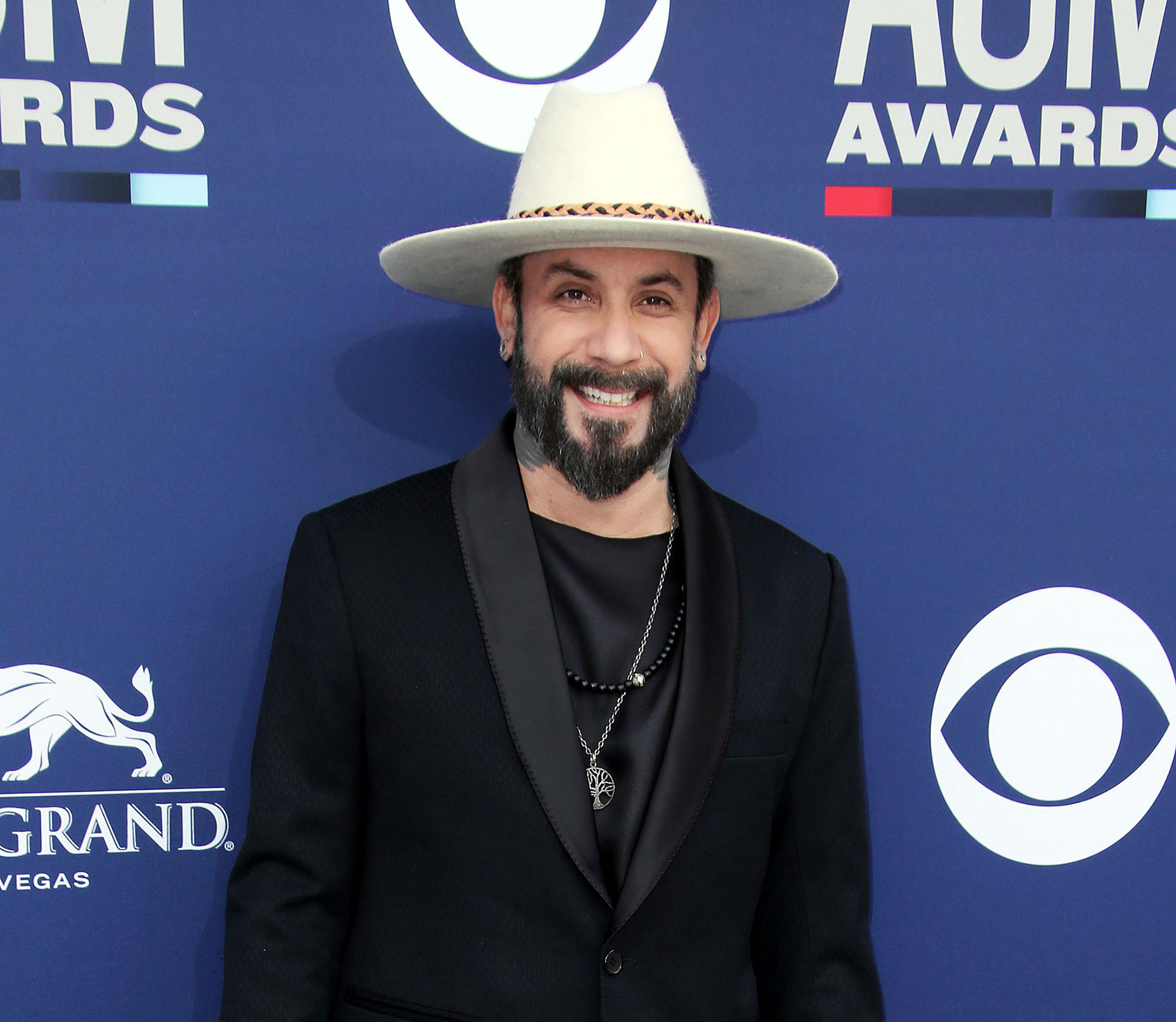 AJ McLean Looks Unrecognizable With a Shaved Face: Before, After Pics