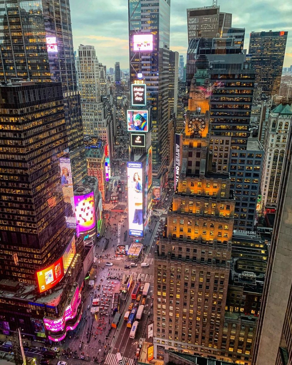 New York Marriott Marquis