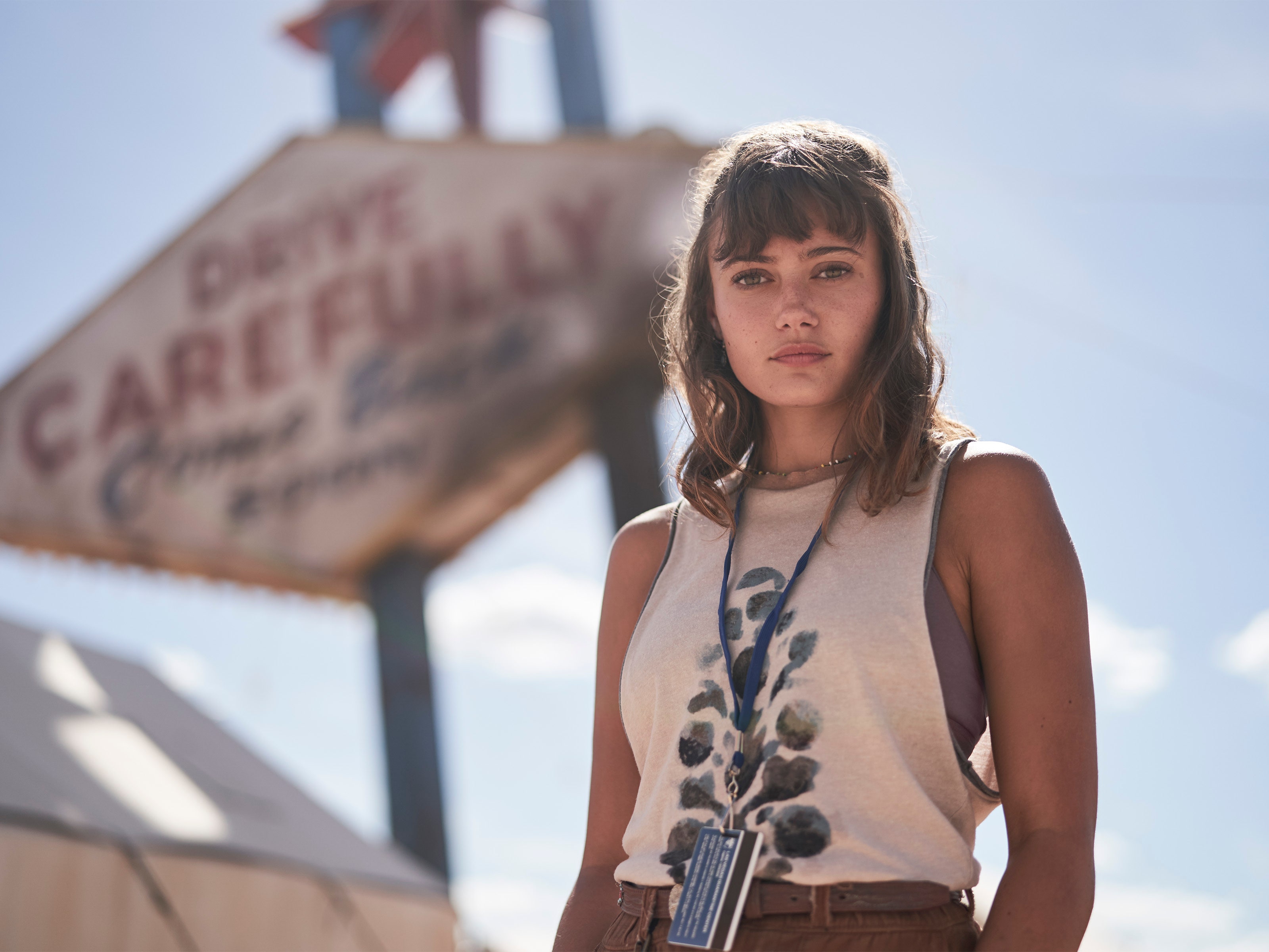Ella Purnell On Netflix's Zombie Heist Action Movie 'Army Of The Dead'