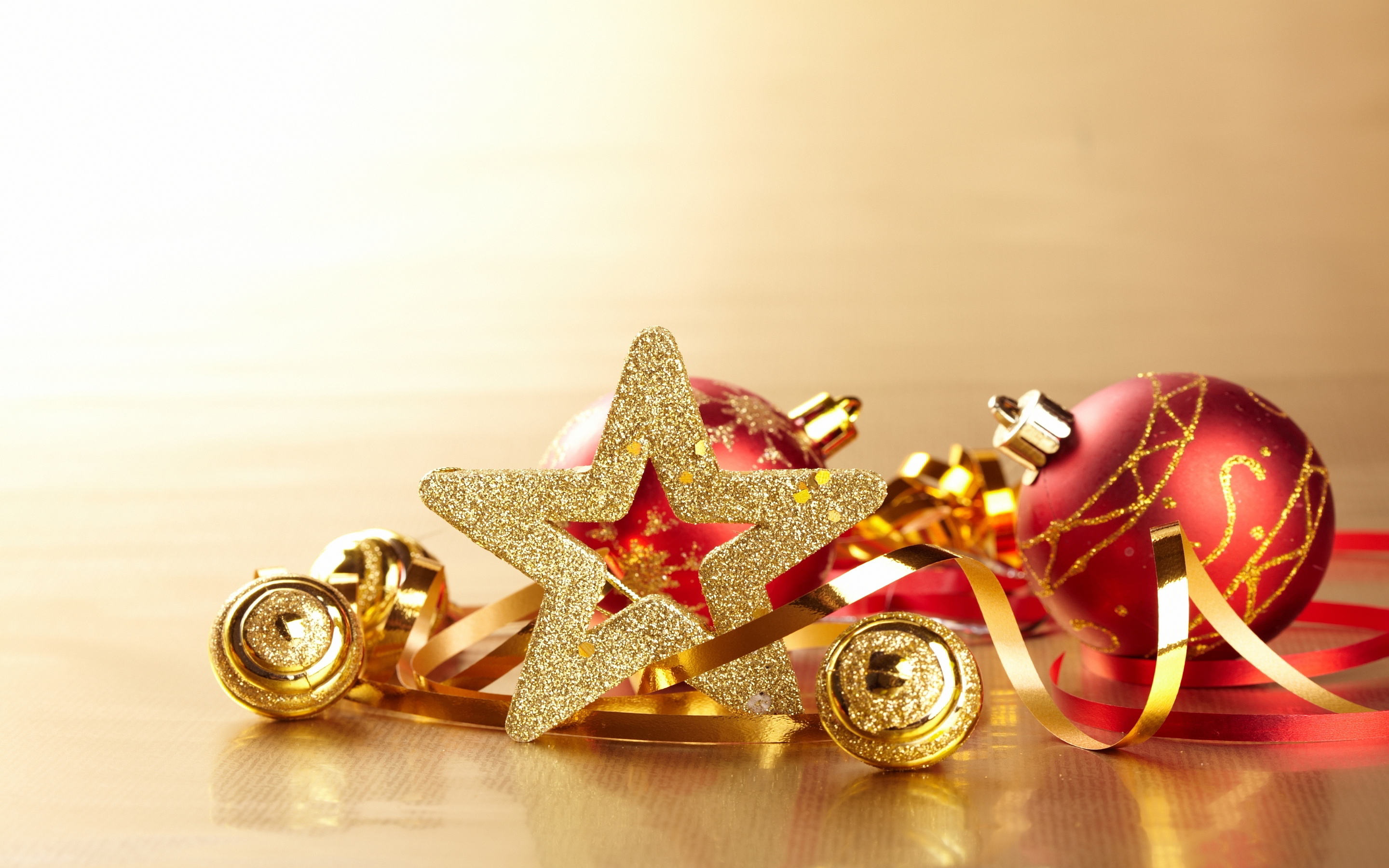 christmas red gold background