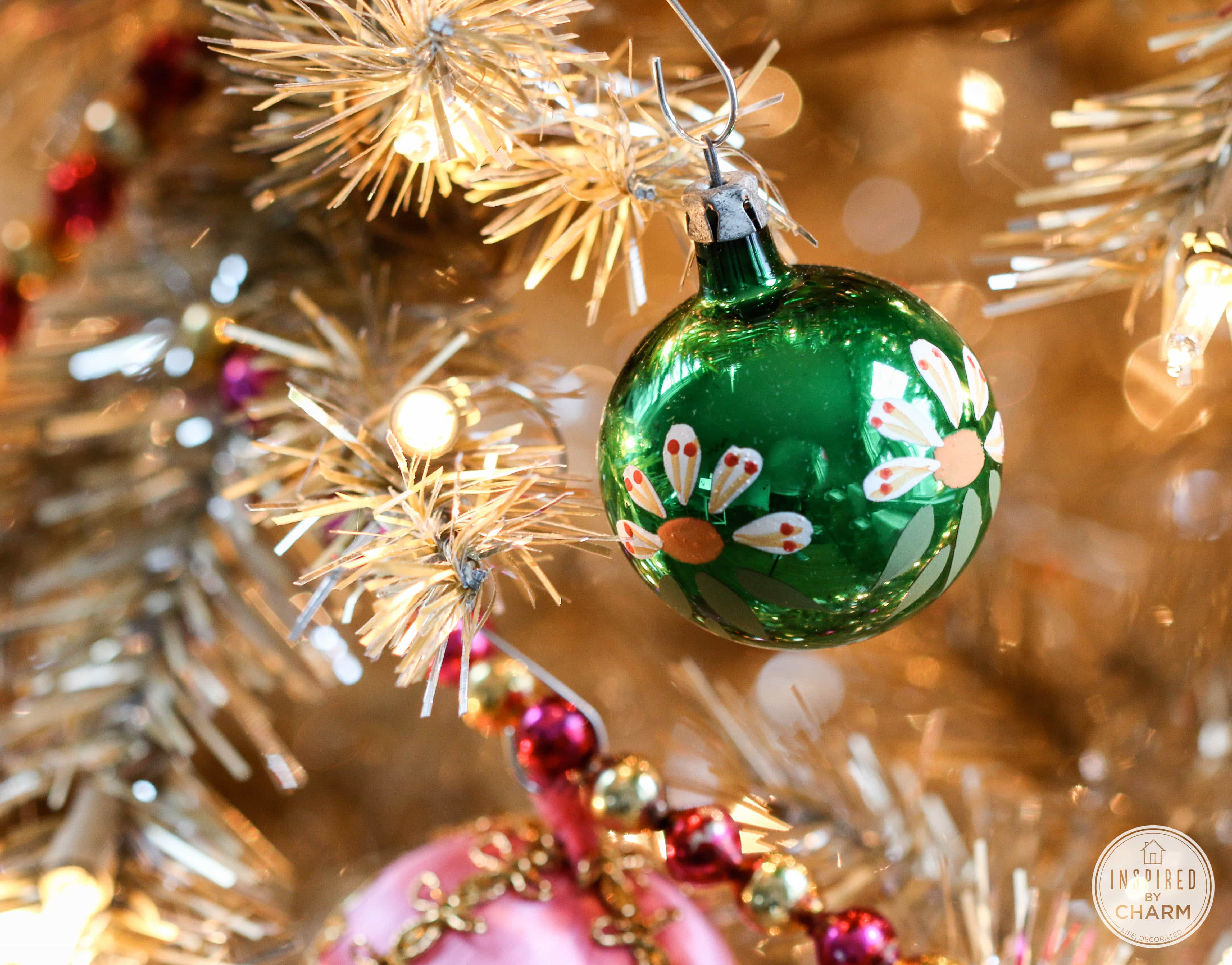 Rockin' Around the Vintage Christmas Tree