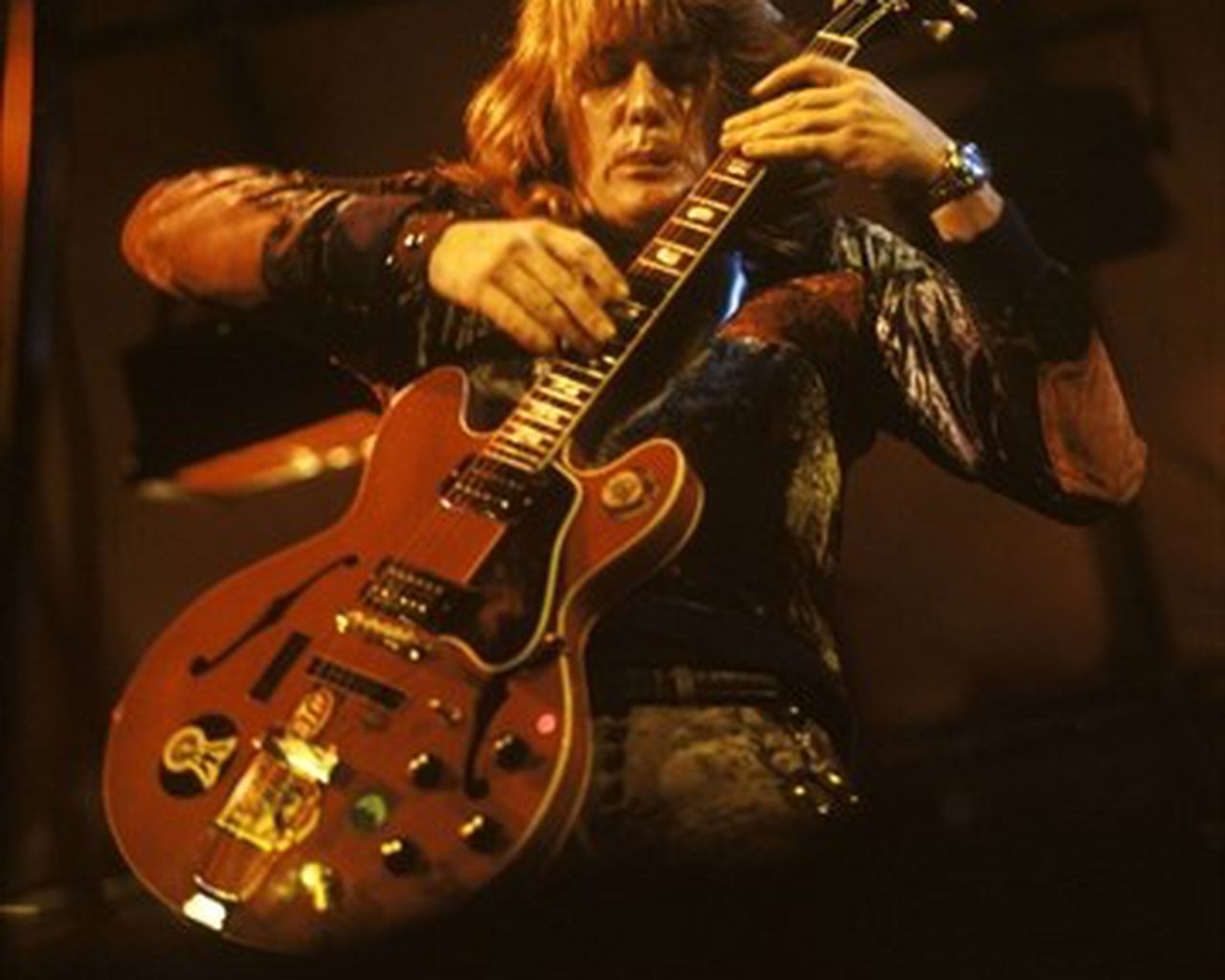 Rock guitarist, Woodstock icon, Alvin Lee dies at 68