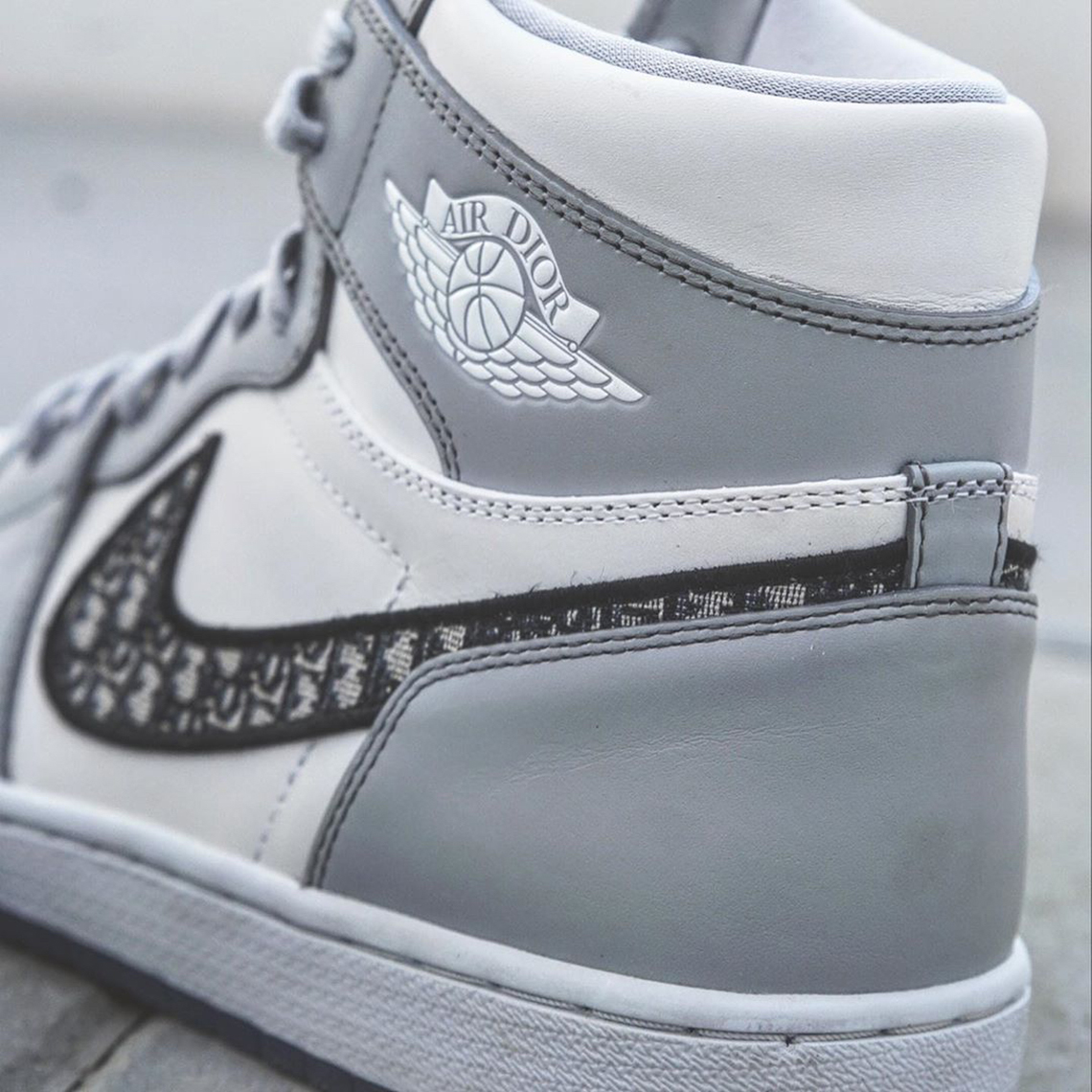 Dior Air Jordan 1 High Photo + Release Info
