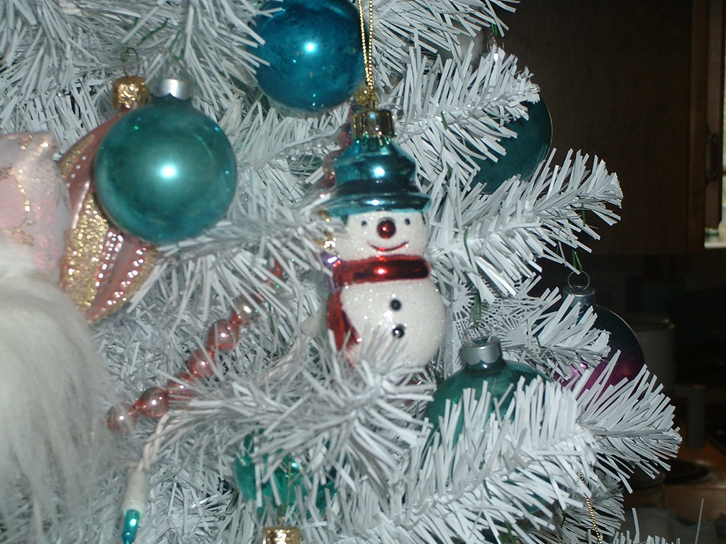 White Christmas Tree With Pink And Aqua Turquoise Ornament