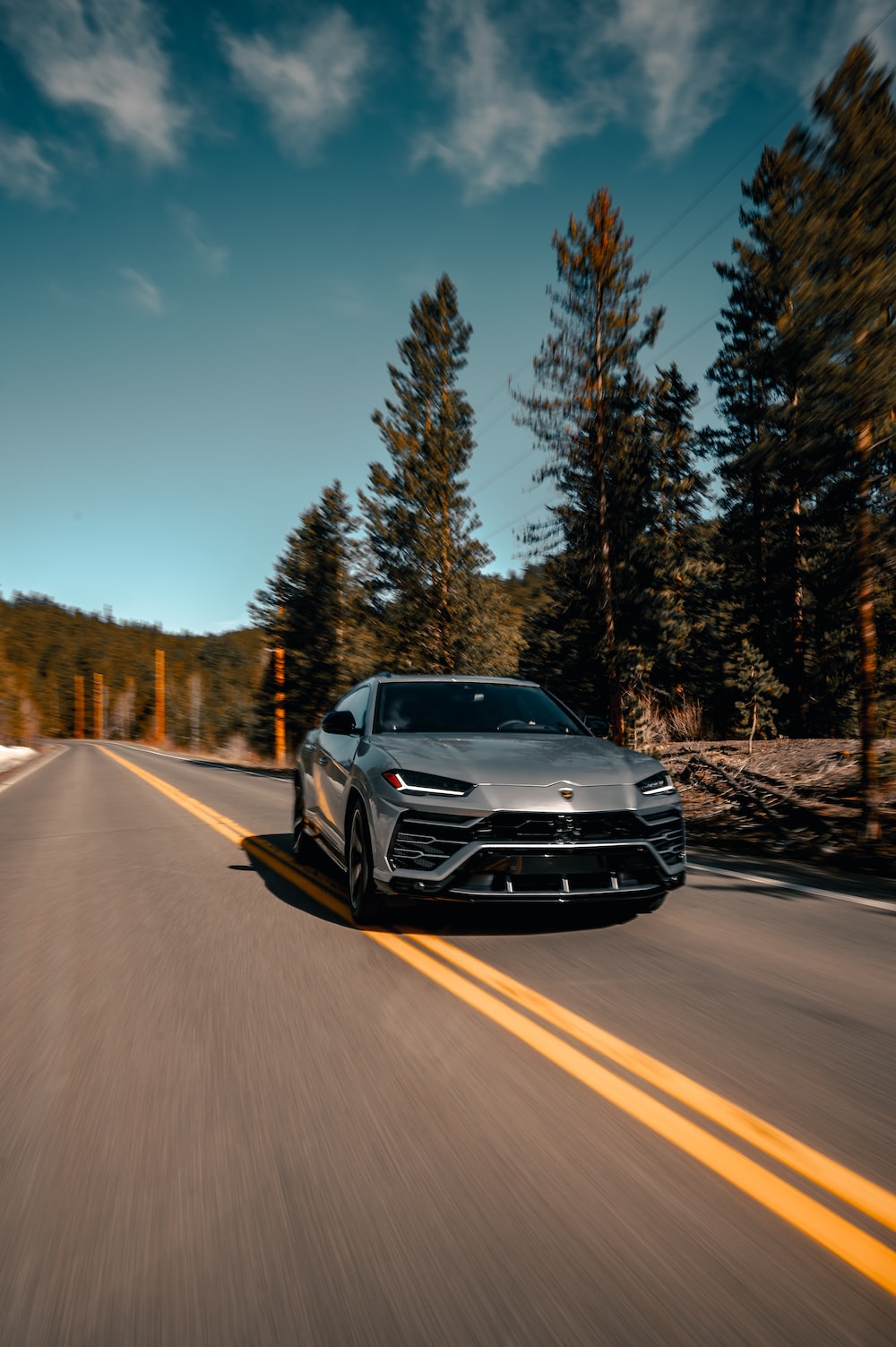Lamborghini Urus Picture. Download Free Image