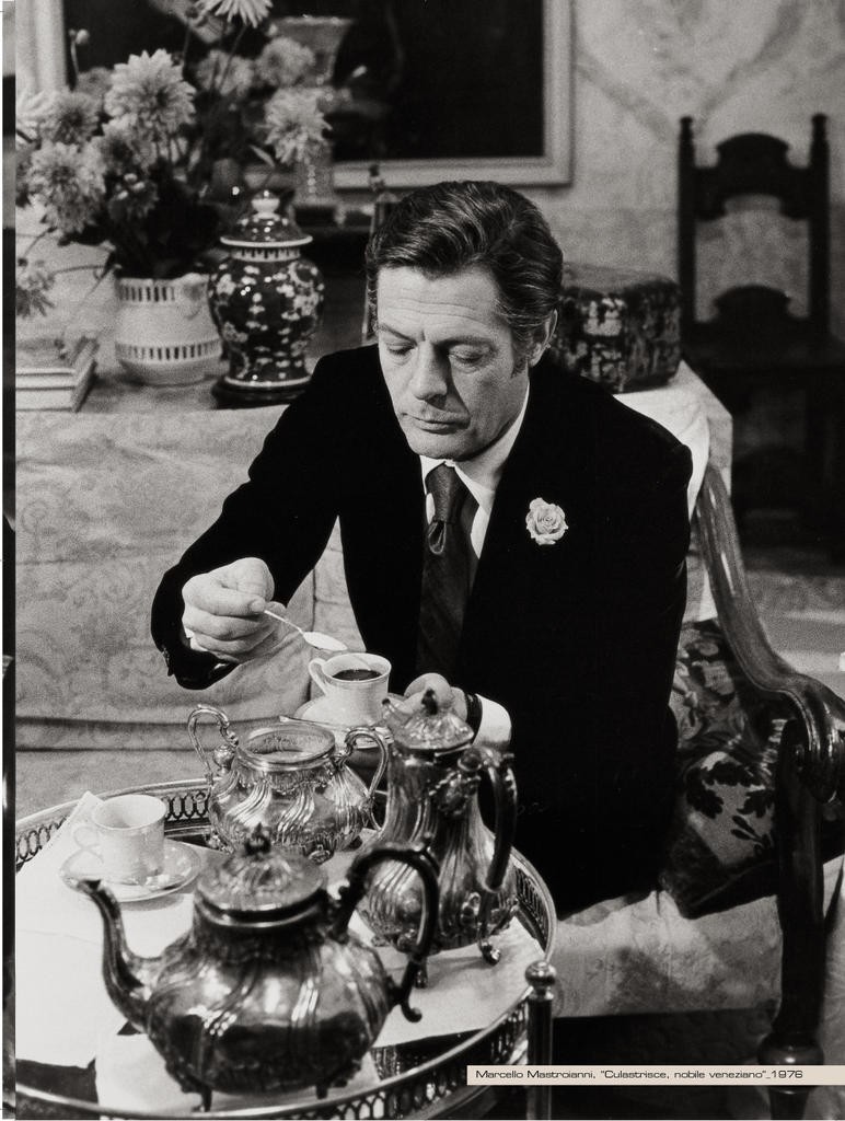 Marcello Mastroianni wallpaper