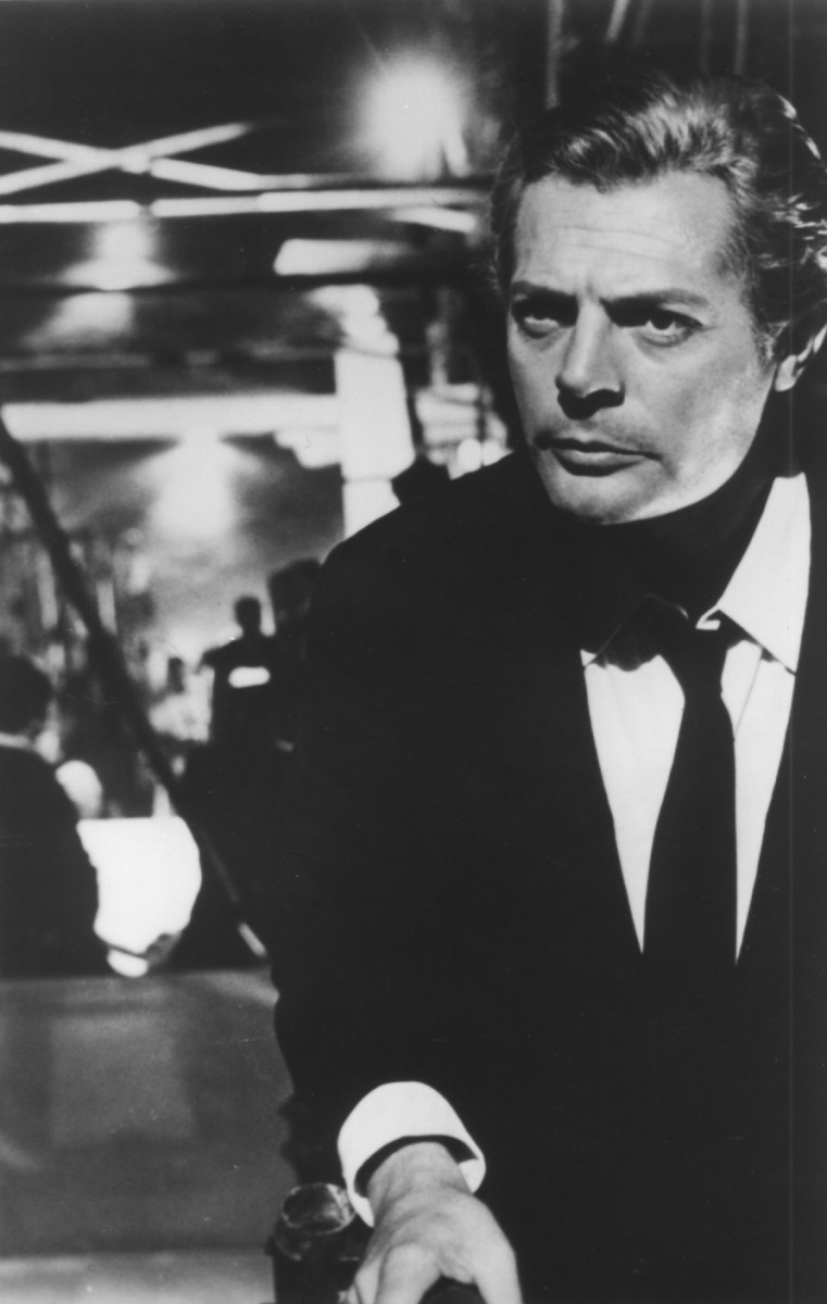 Marcello Mastroianni wallpaper