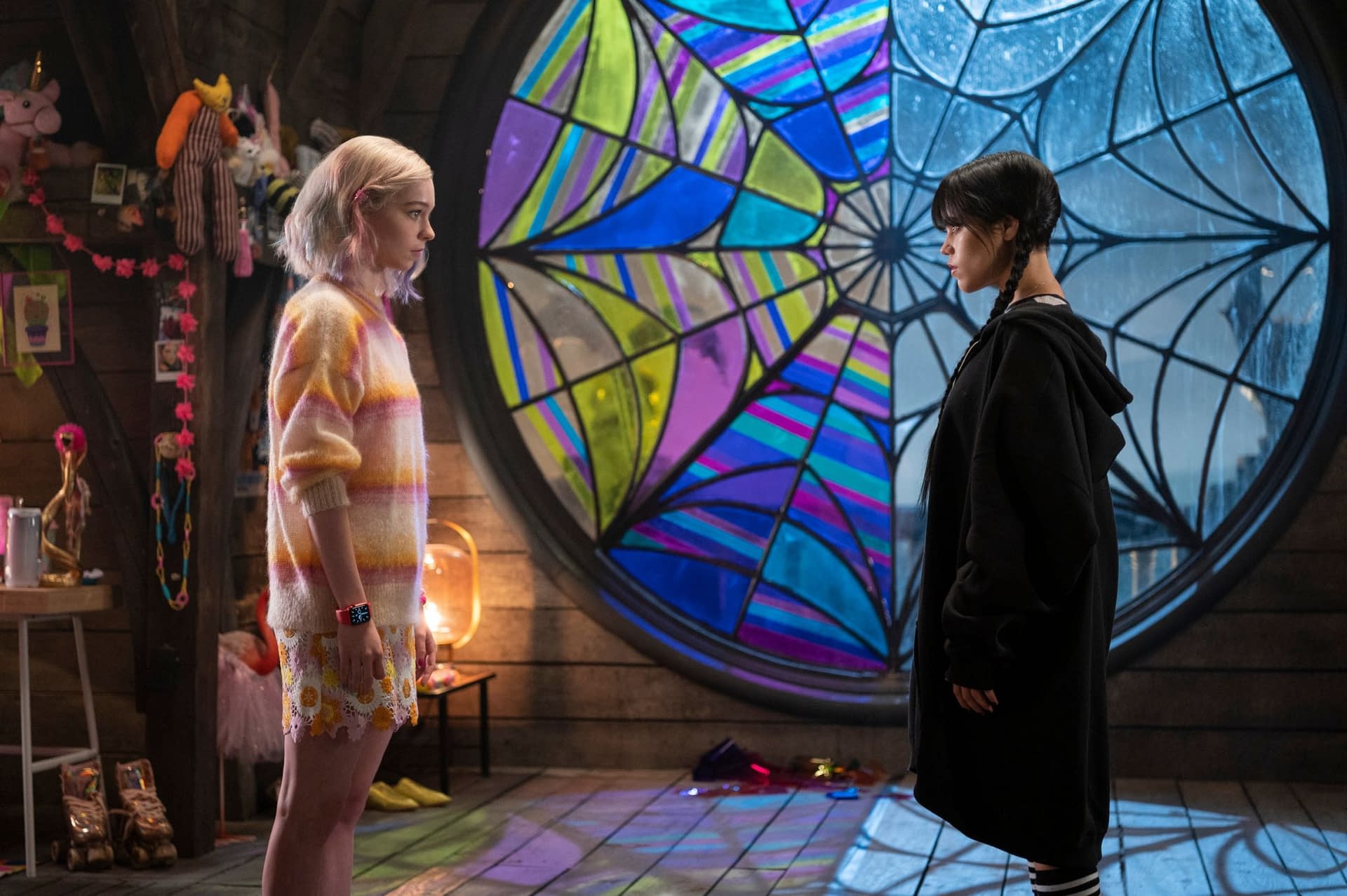 Wednesday Addams' Nevermore Classmates Highlighted In New Image