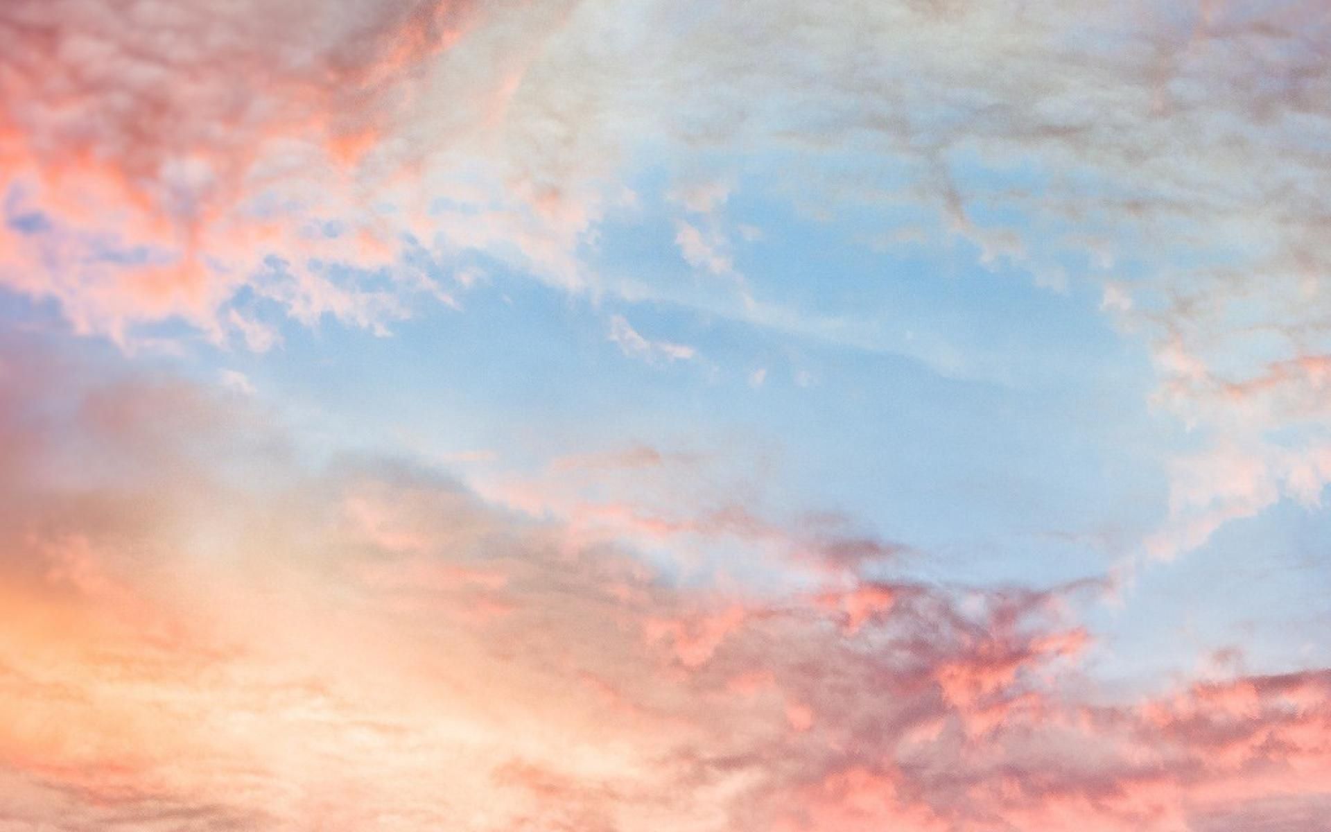 Aesthetic Sky Clouds Wallpaper