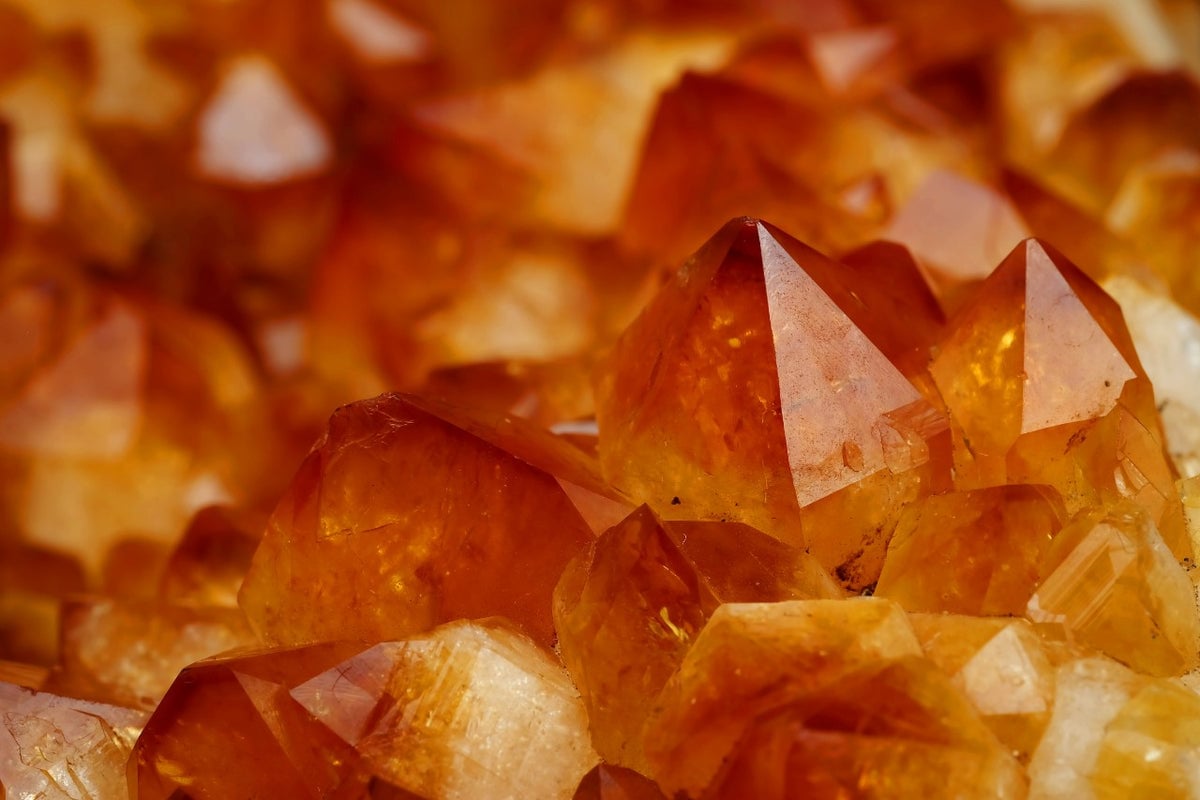 Citrine Stone: History, Formation, & Metaphysical Properties