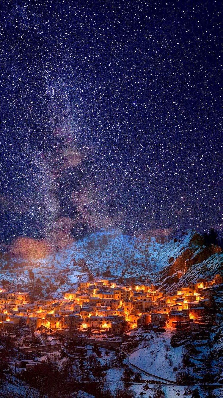 OLD TRAFFORD SHUAIB DOMUN NATURE NIGHT CITY WALLPAPER HD IPHONE. City wallpaper, Night city, Travel wallpaper