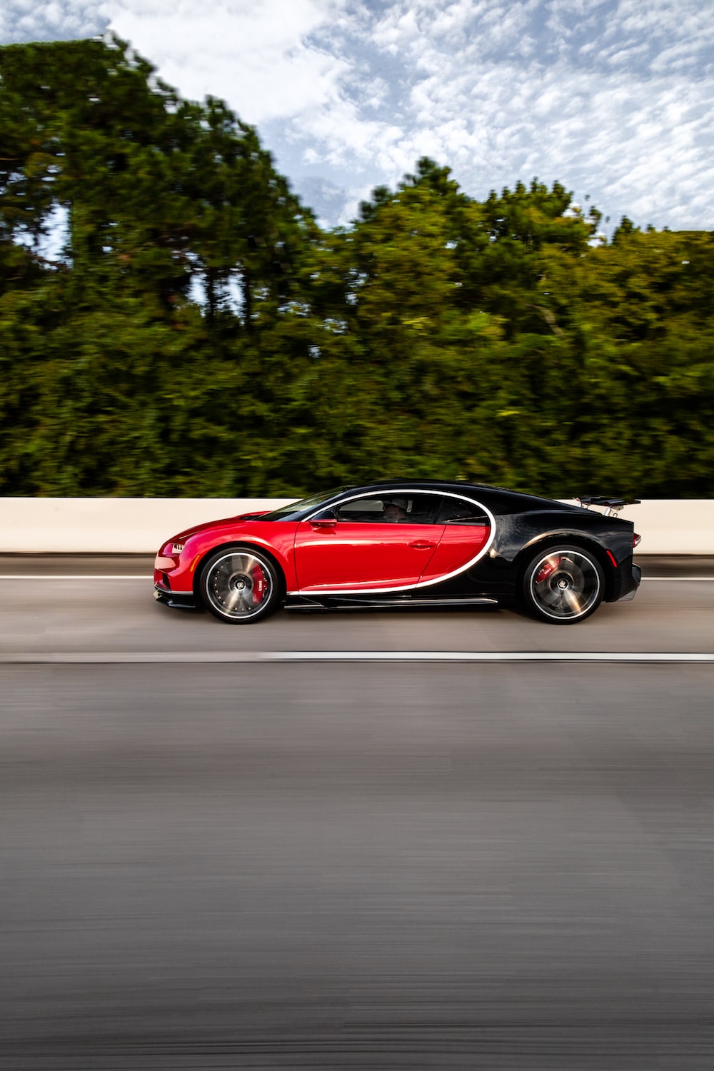Bugatti Wallpaper: Free HD Download [HQ]