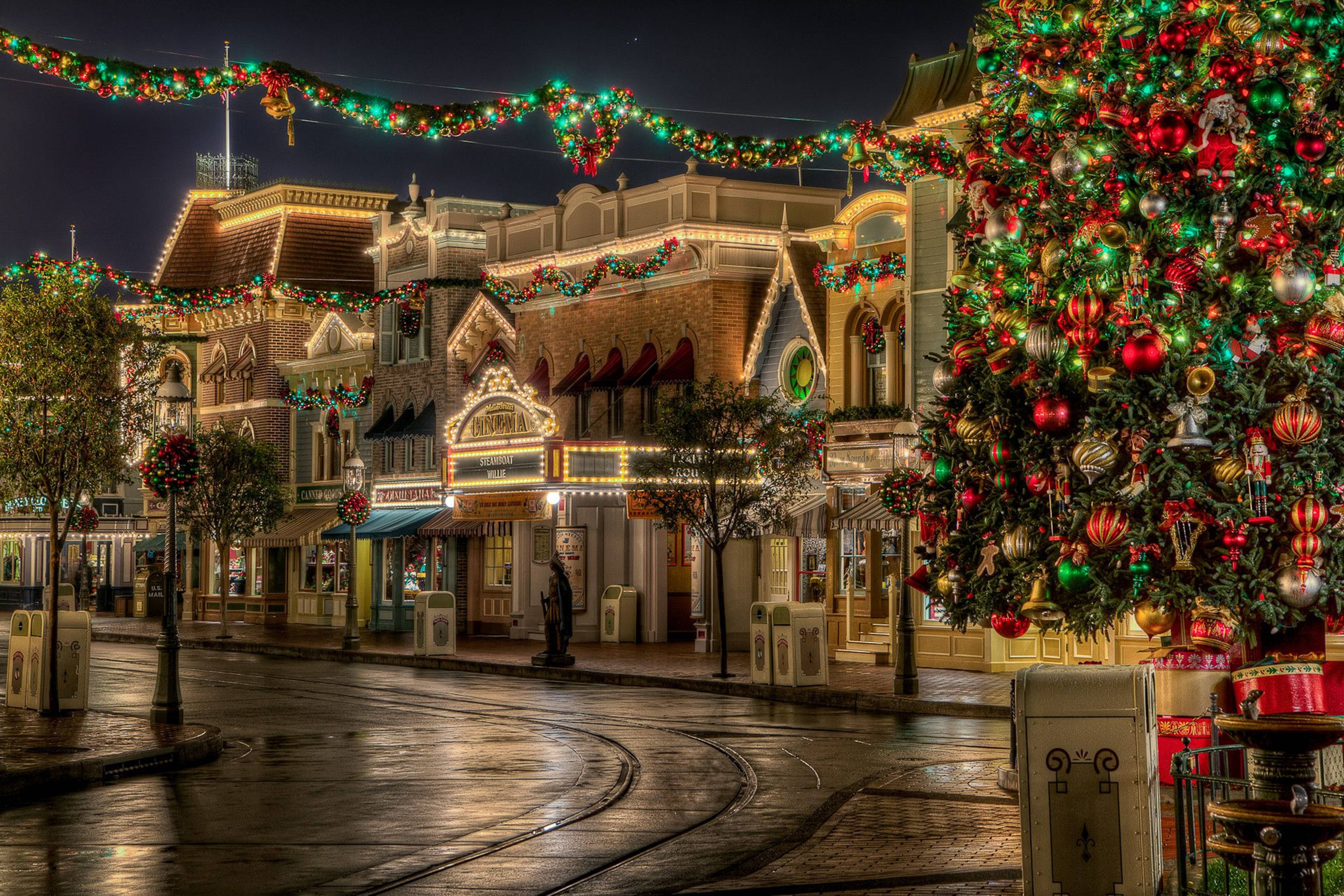 Download 4k Ultra HD Christmas Town Wallpaper