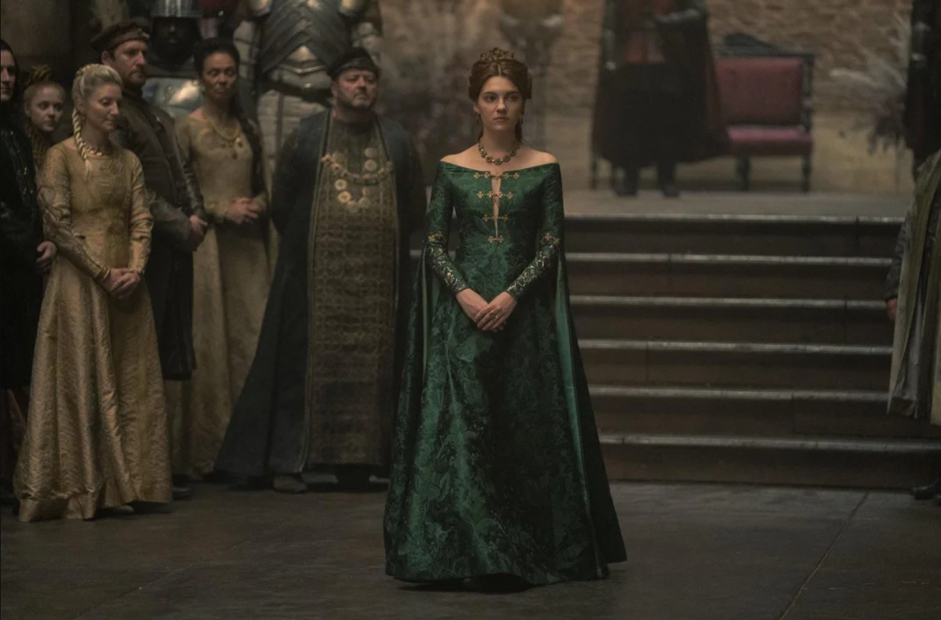 New photo show Alicent Hightower in a green dress for the royal wedding, here's why it's important of Thrones