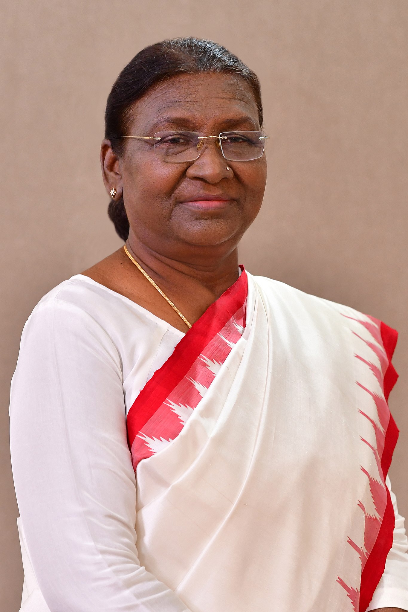 Droupadi Murmu official portrait