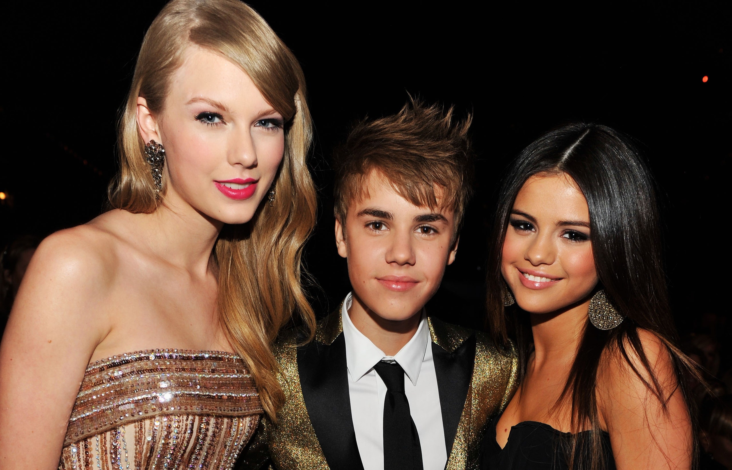 Fans Think Taylor Swift Low Key Confirmed Justin Bieber Cheated On Selena Gomez