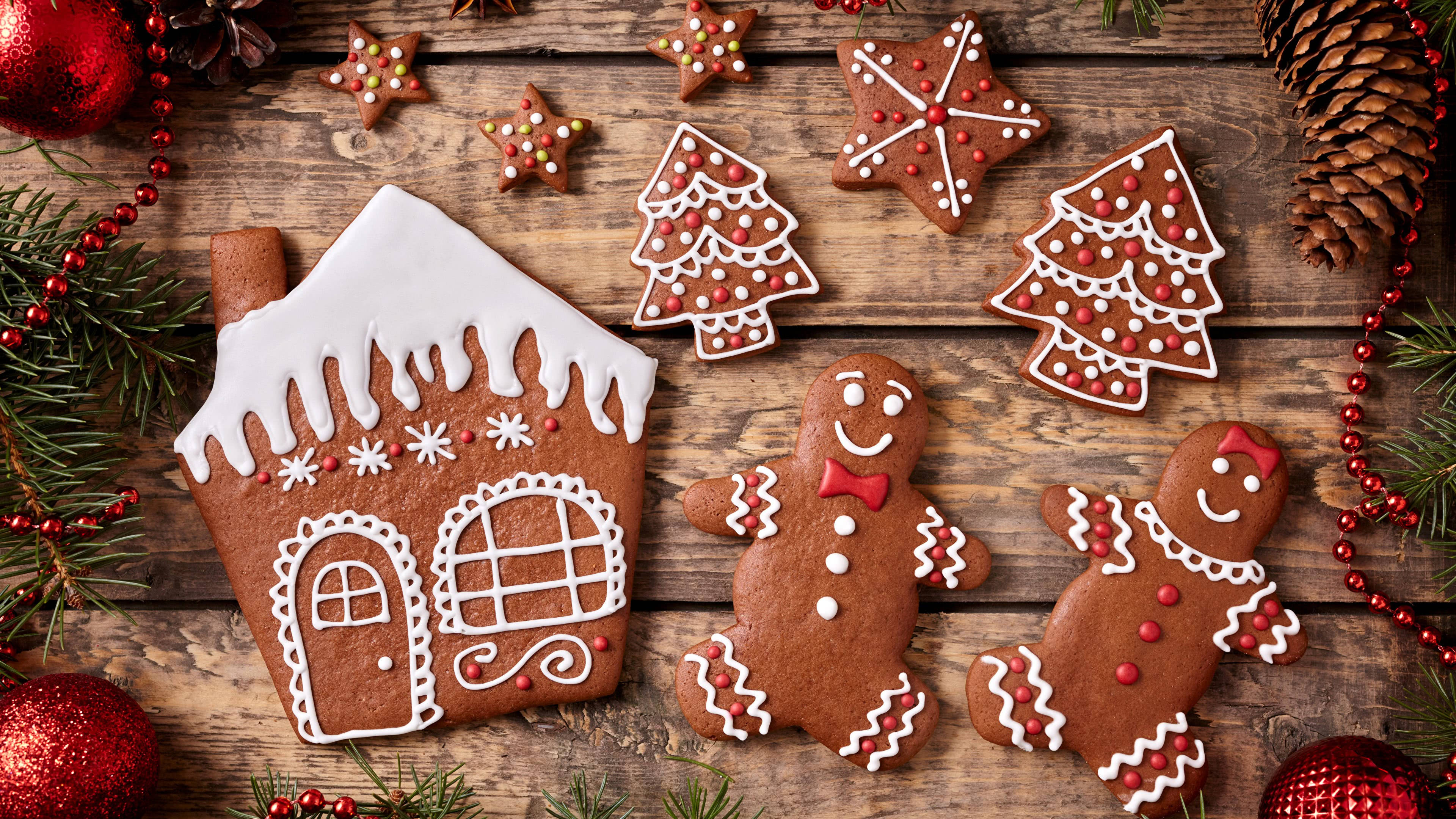 Download Cute Gingerbread Family Wallpaper
