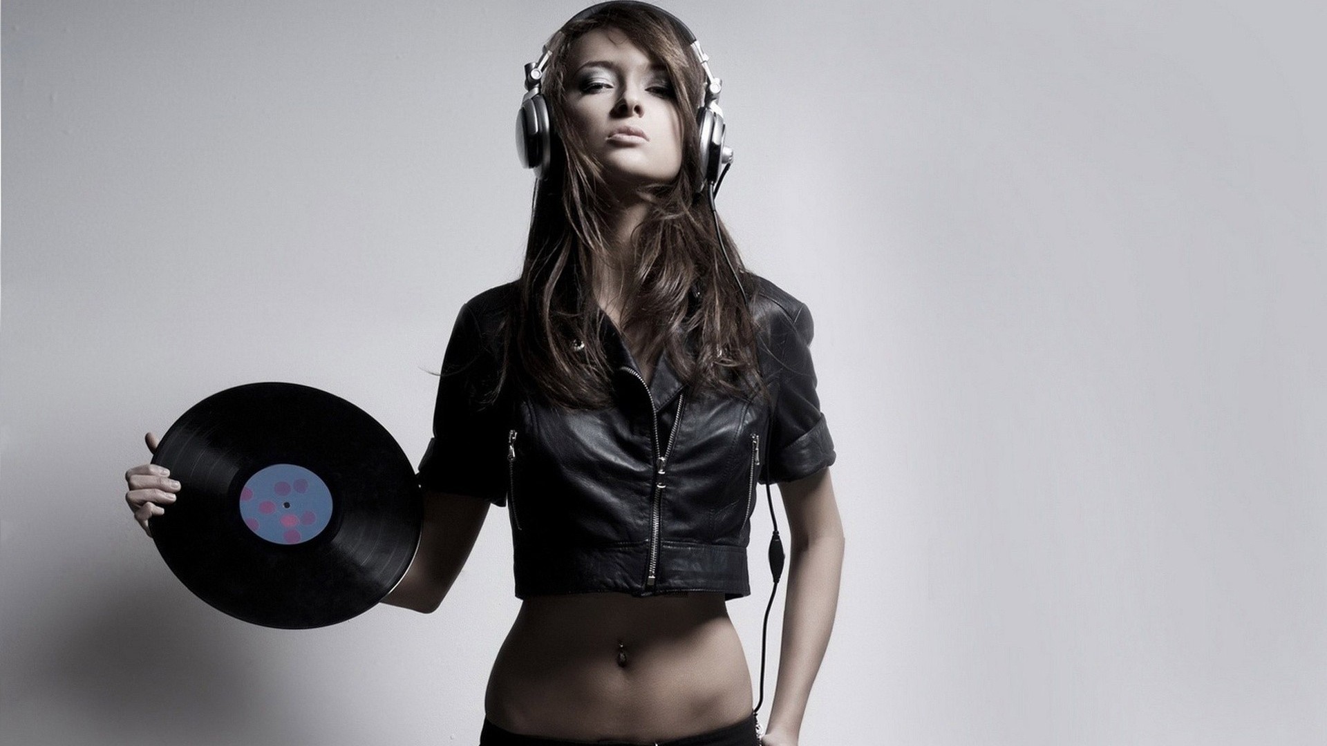 HD Funky Music Girls Gallery HD Wallpaper