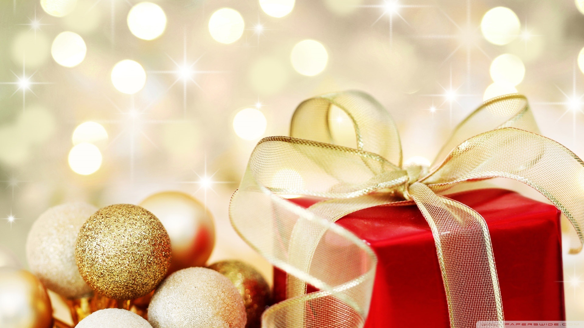 Christmas Present Ultra HD Desktop Background Wallpaper for 4K UHD TV, Widescreen & UltraWide Desktop & Laptop, Tablet