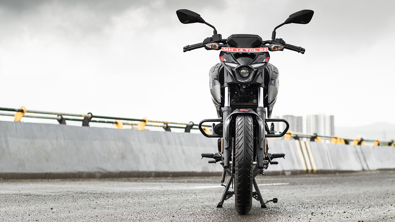 image of Bajaj Pulsar N160. Photo of Pulsar N160