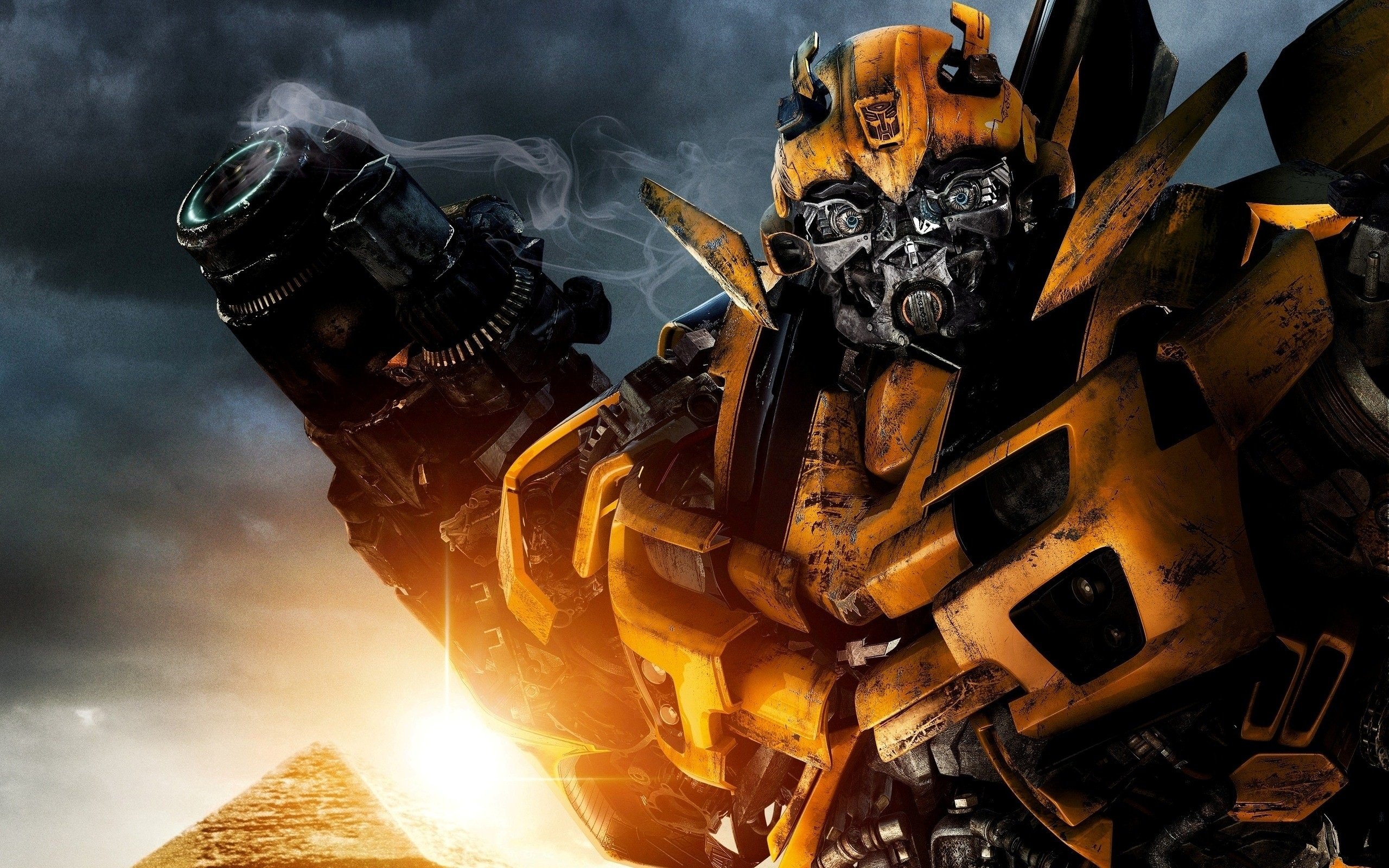 Bumblebee In Transformers 2 HD wallpaper