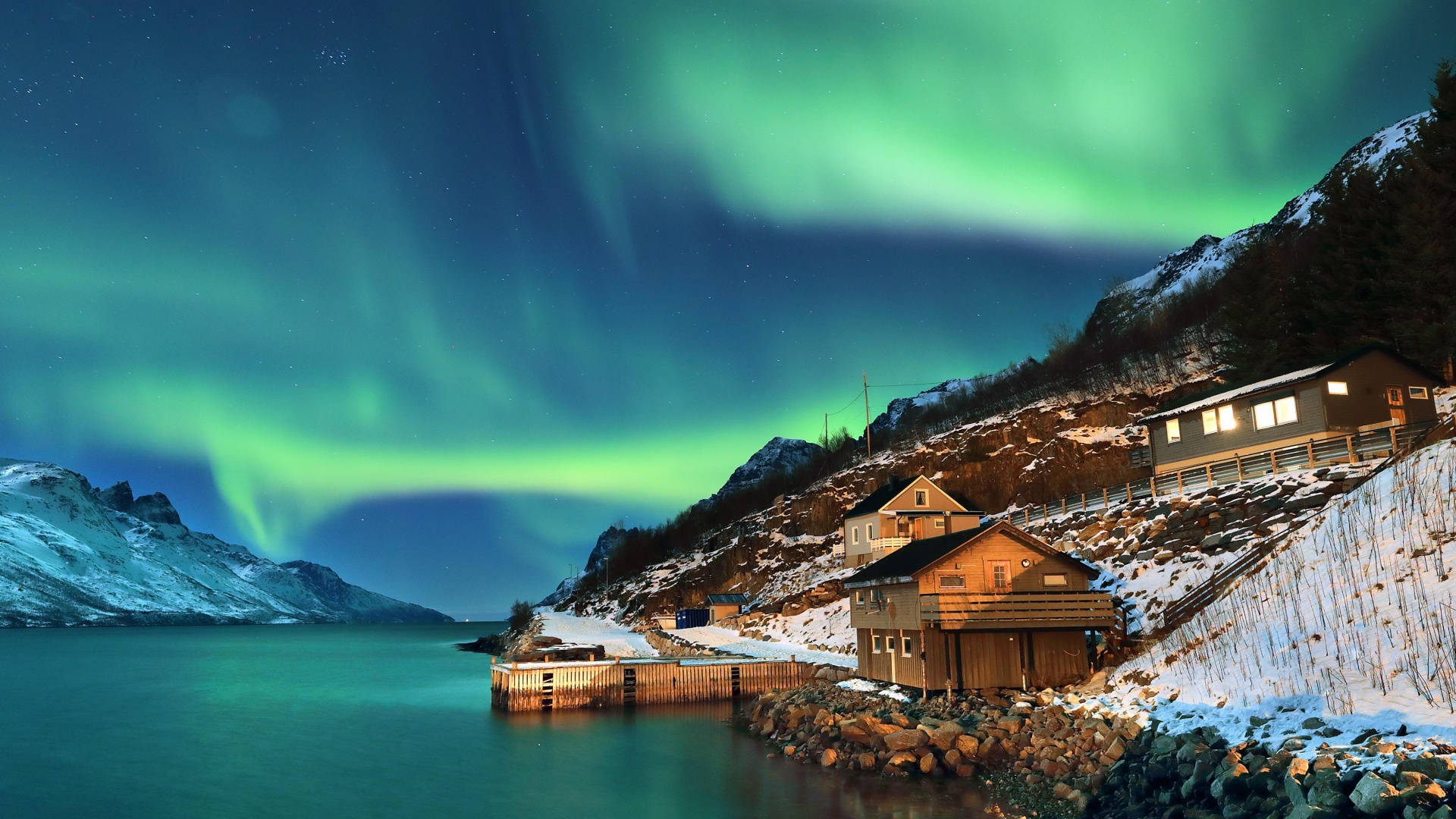 Download Winter Aesthetic Aurora Borealis Cabin Wallpaper