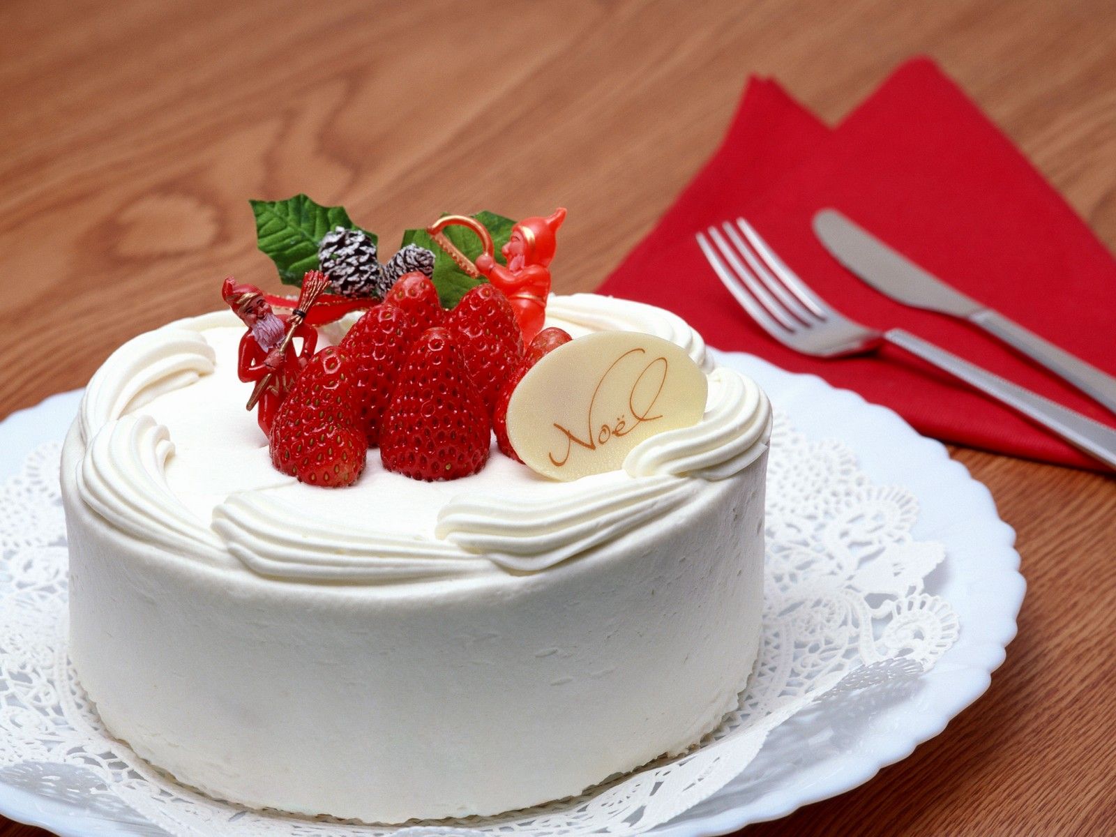 Noel Christmas Cake. Strawberry cream cakes, Cake, Food