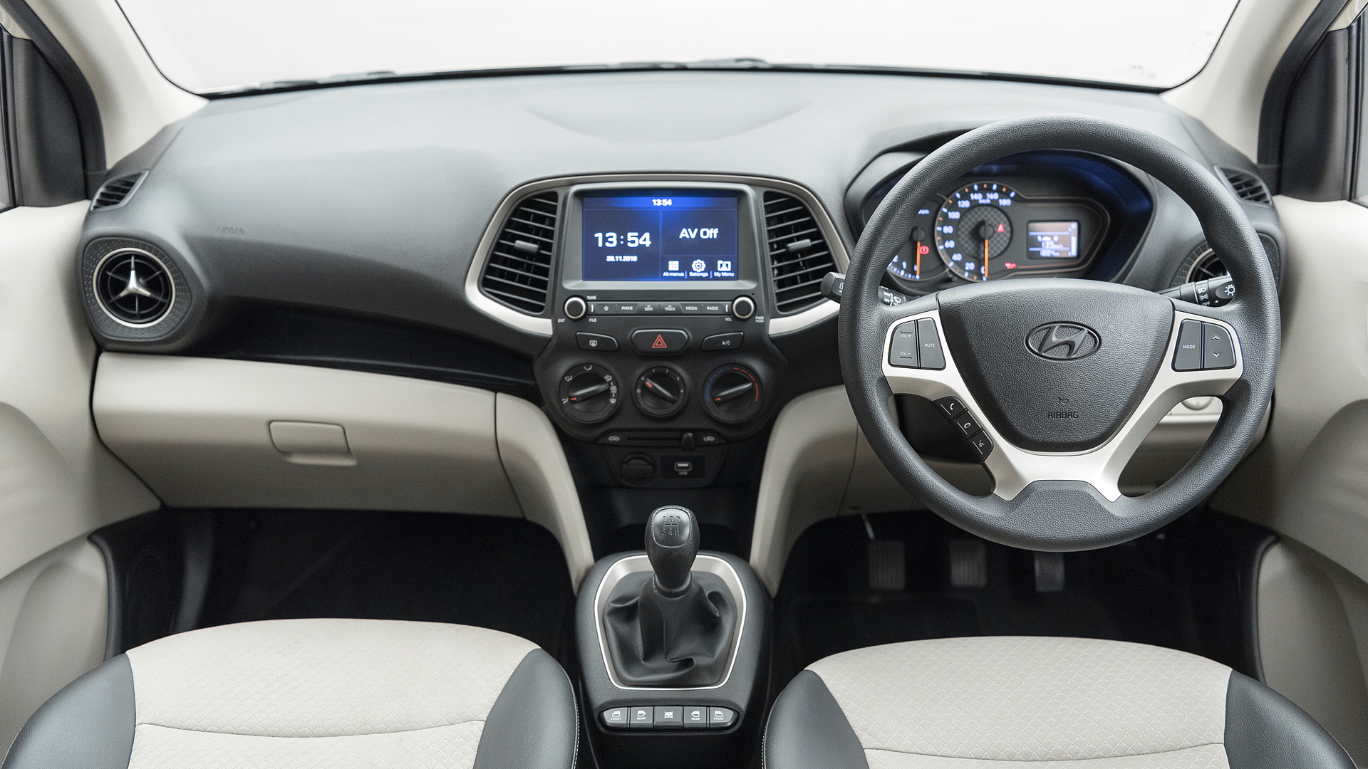 Hyundai Santro Image, Interior & Exterior Photo Gallery