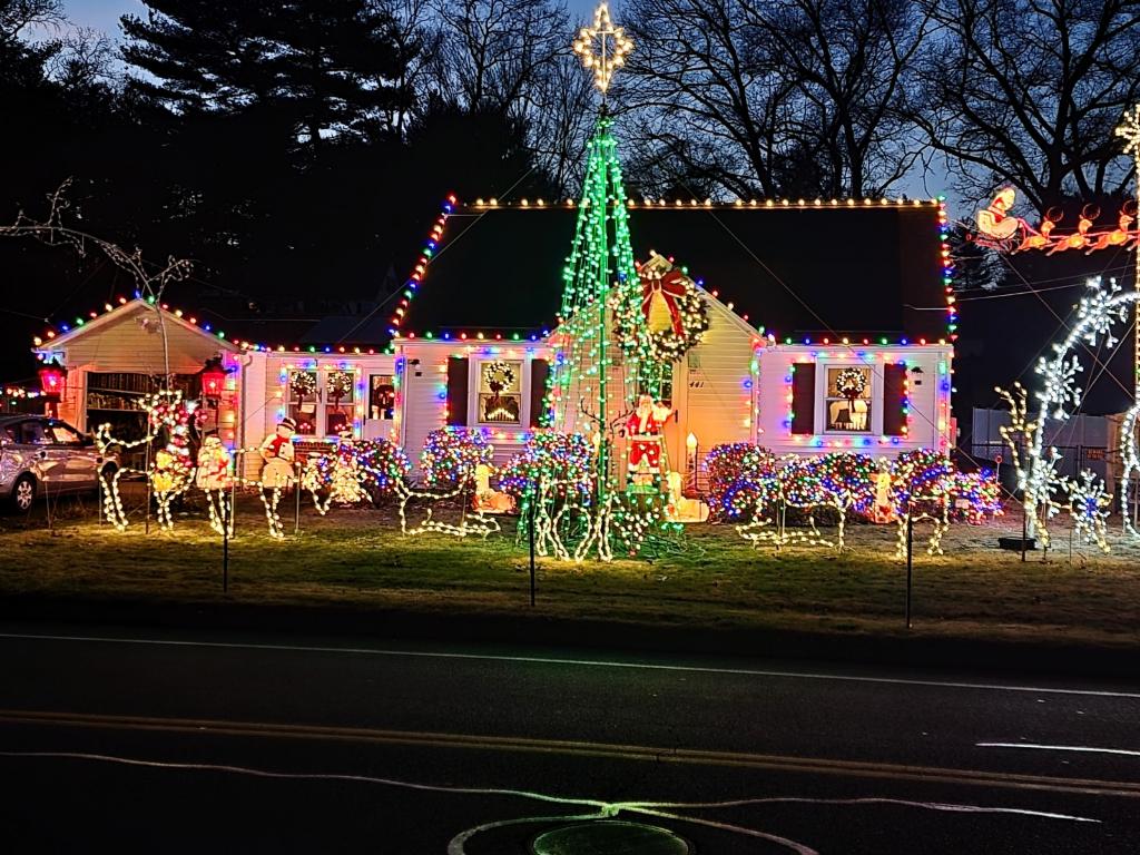 A brief history of Christmas lights