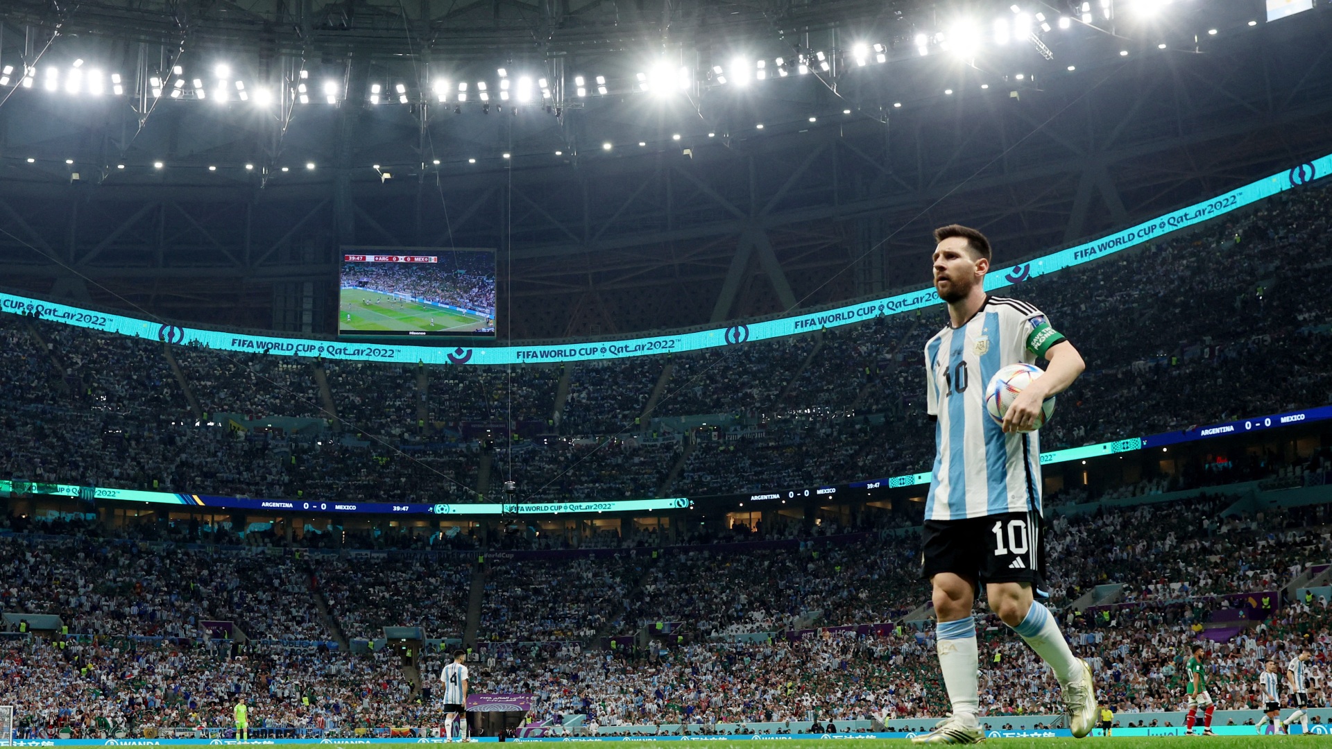 Photos: Messi magic guides relieved Argentina past Mexico. In Picture News